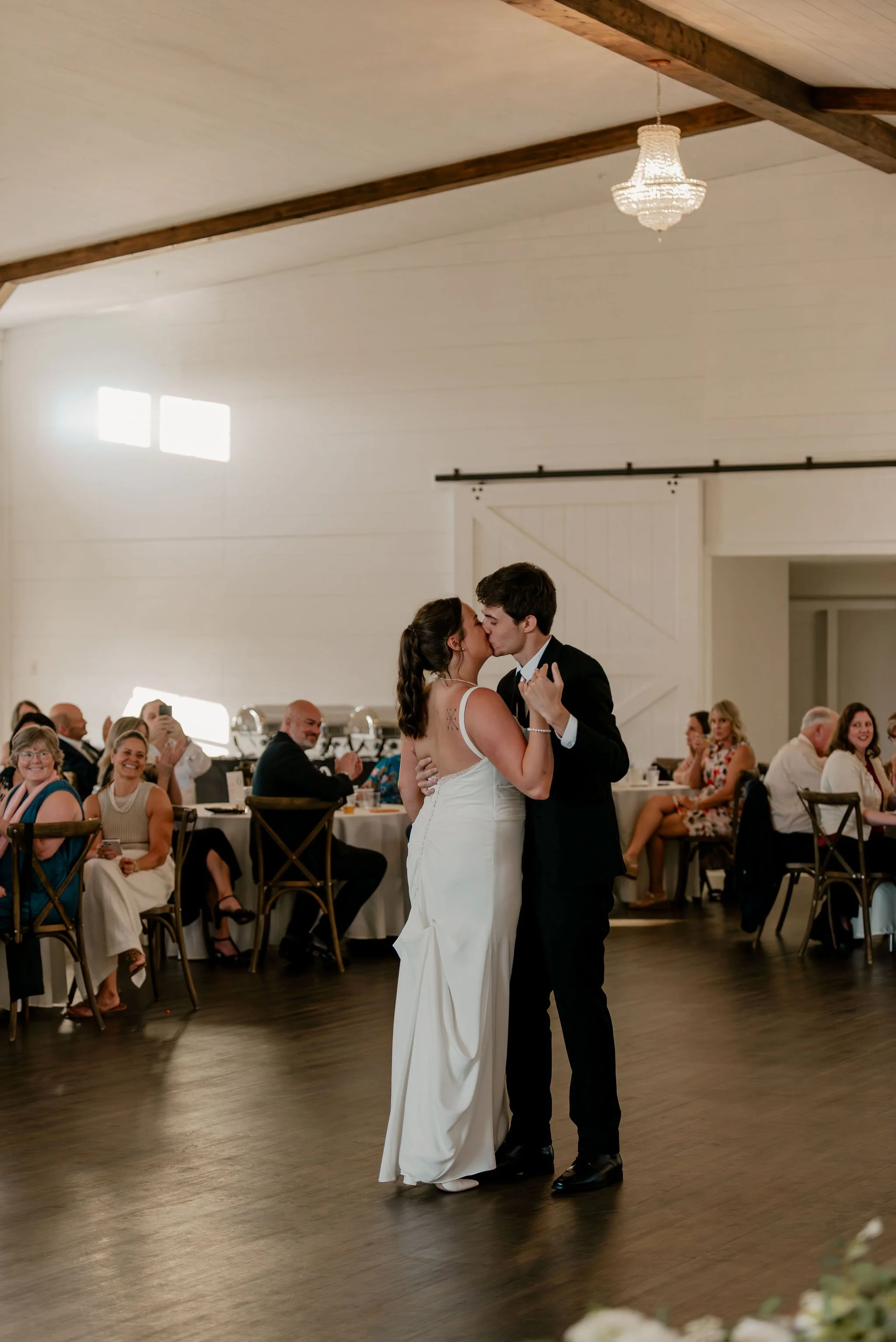 farm-at-wooden-springs-fall-wedding-gallery-2139.jpg
