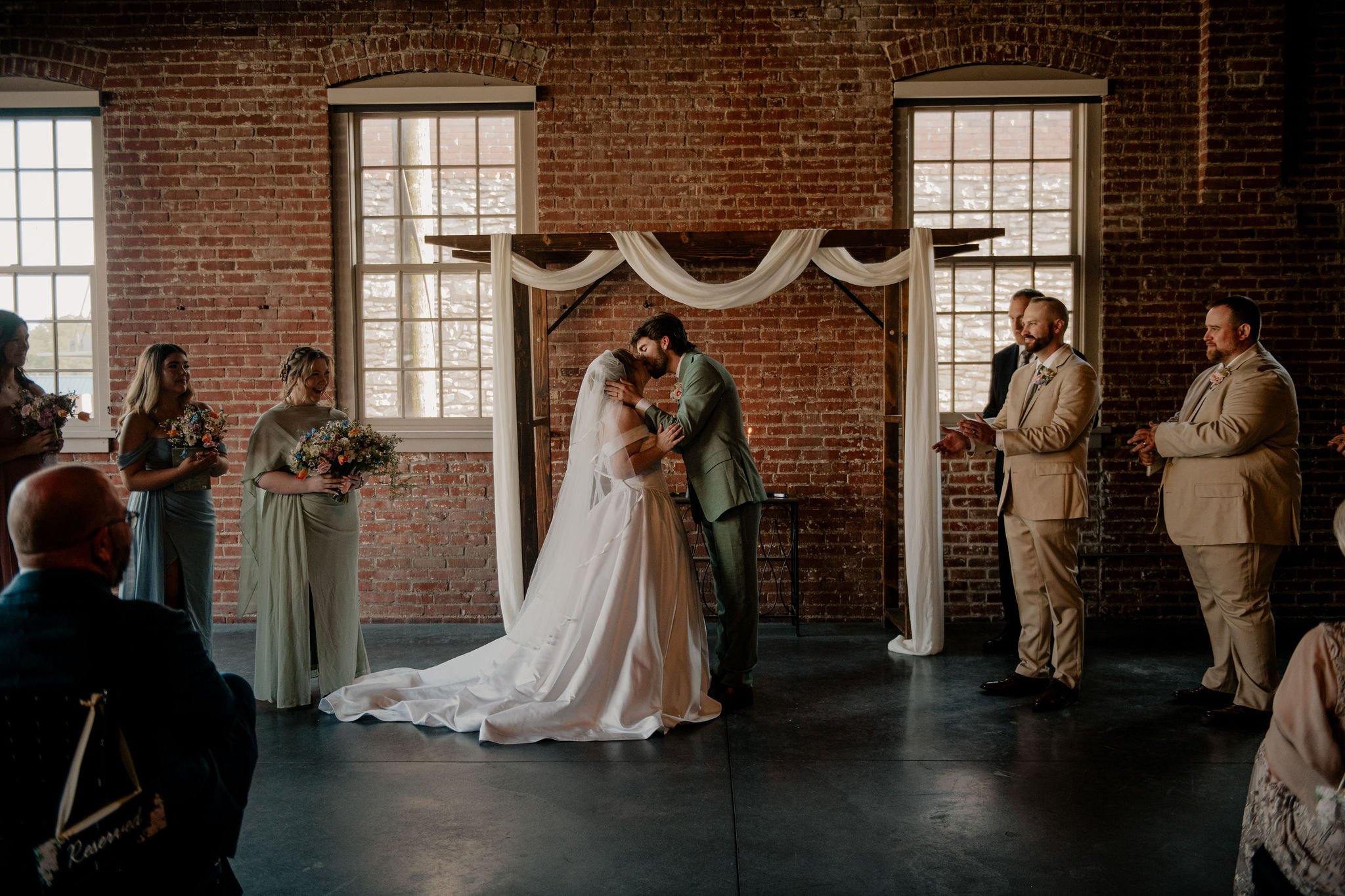 the-davis-event-space-spring-wedding-gallery-0828.jpg