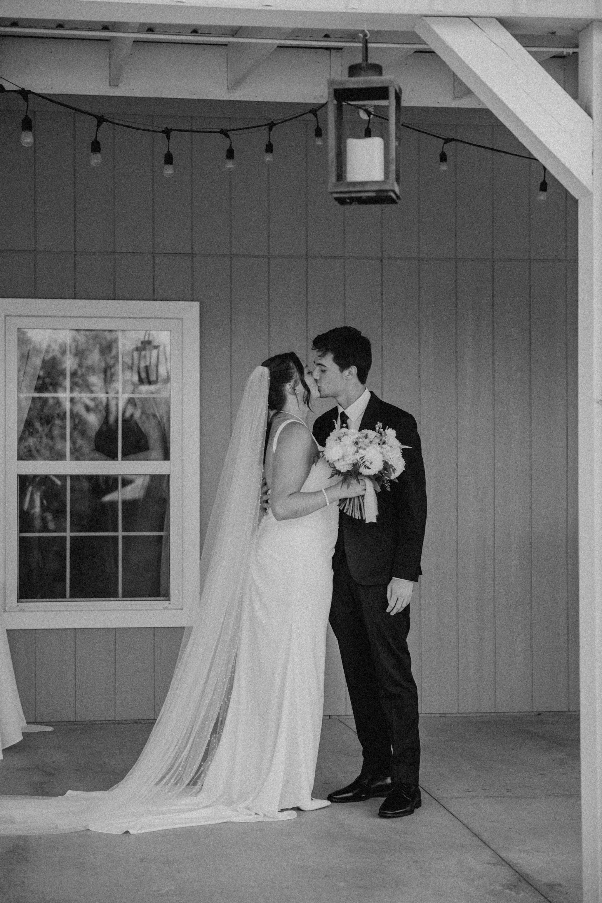 farm-at-wooden-springs-fall-wedding-gallery-0346-2.jpg
