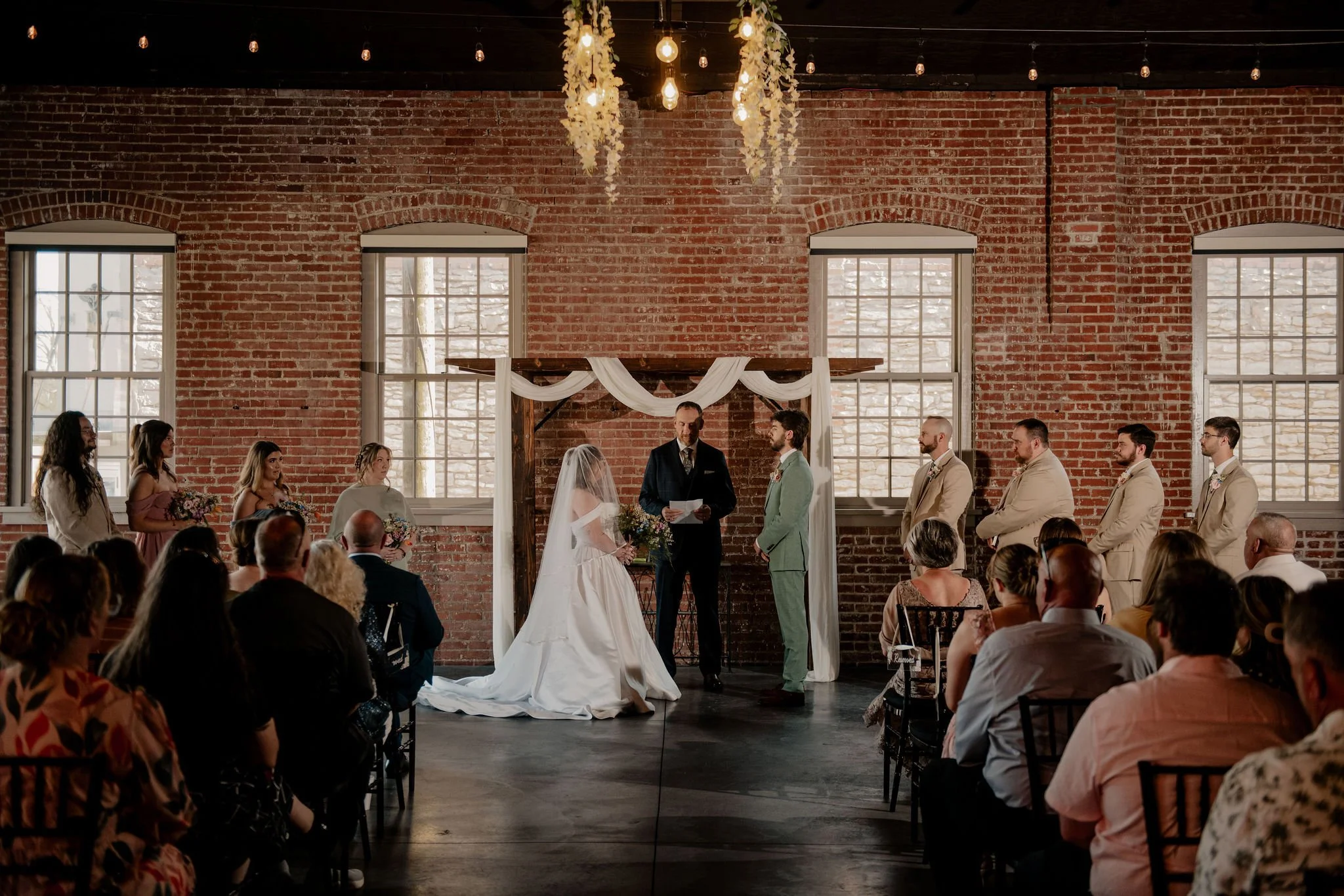 the-davis-event-space-spring-wedding-gallery-0799.jpg