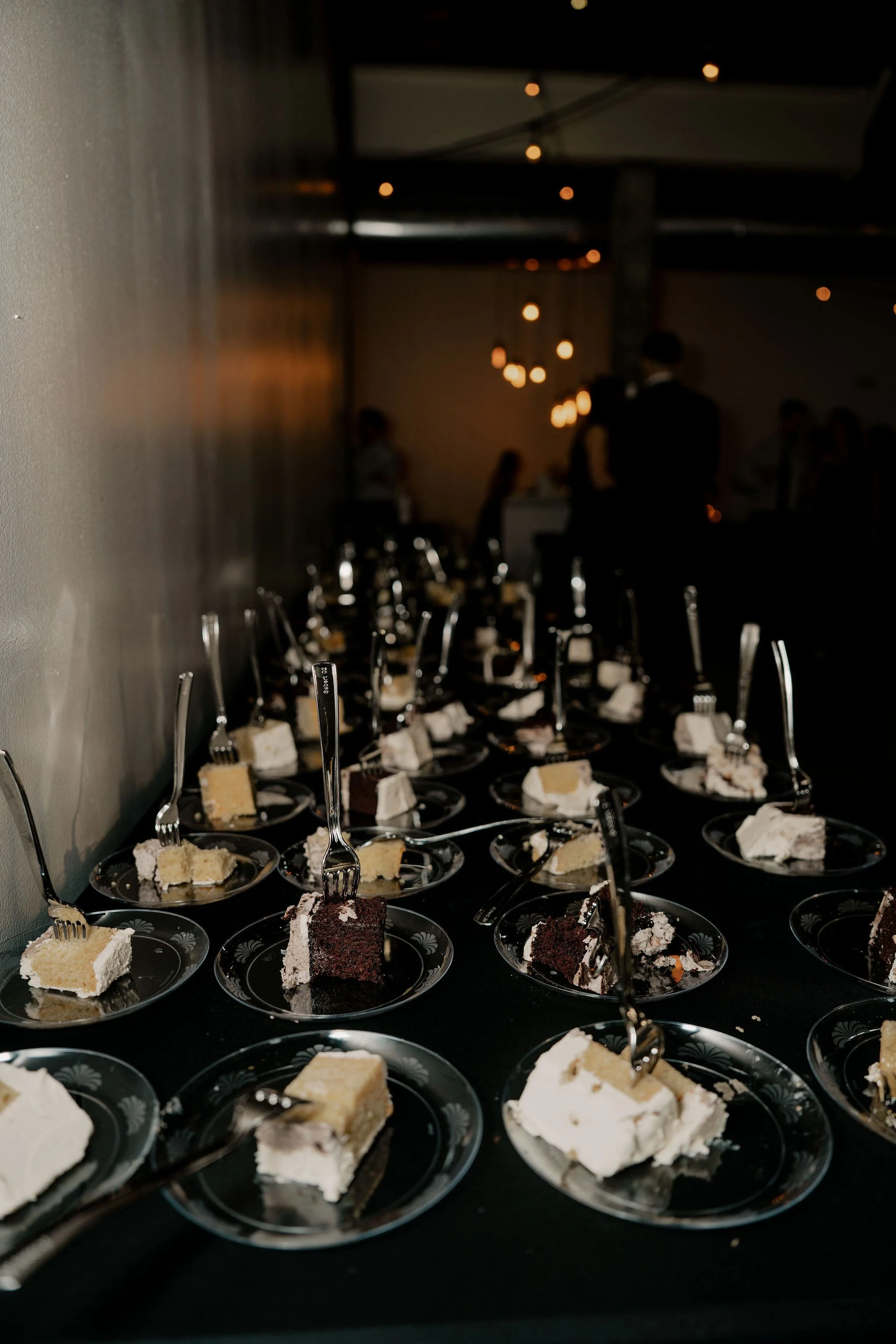 the-monarch-room-summer-kansas-city-wedding-0042.jpg