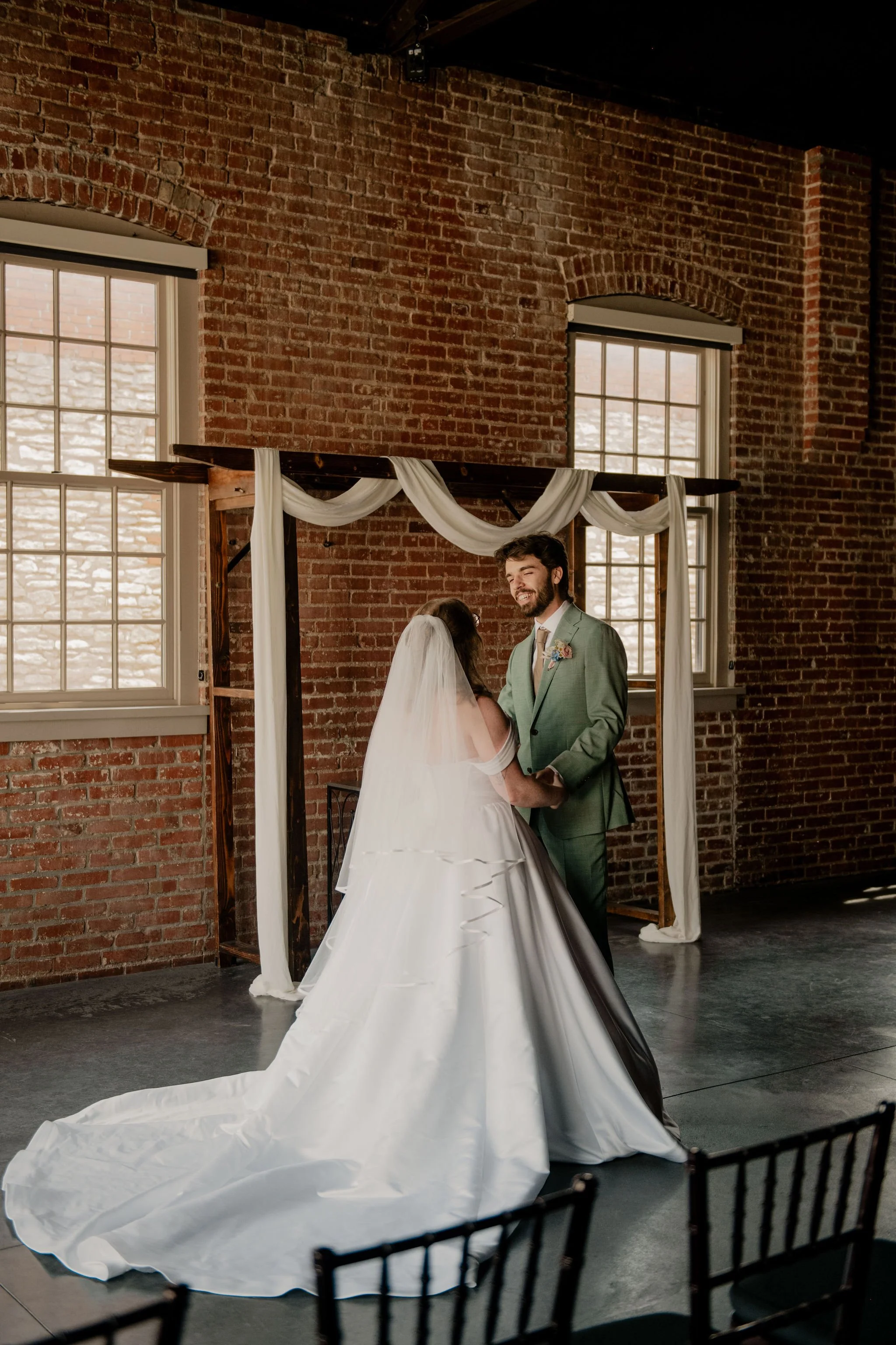 the-davis-event-space-spring-wedding-gallery-0225.jpg