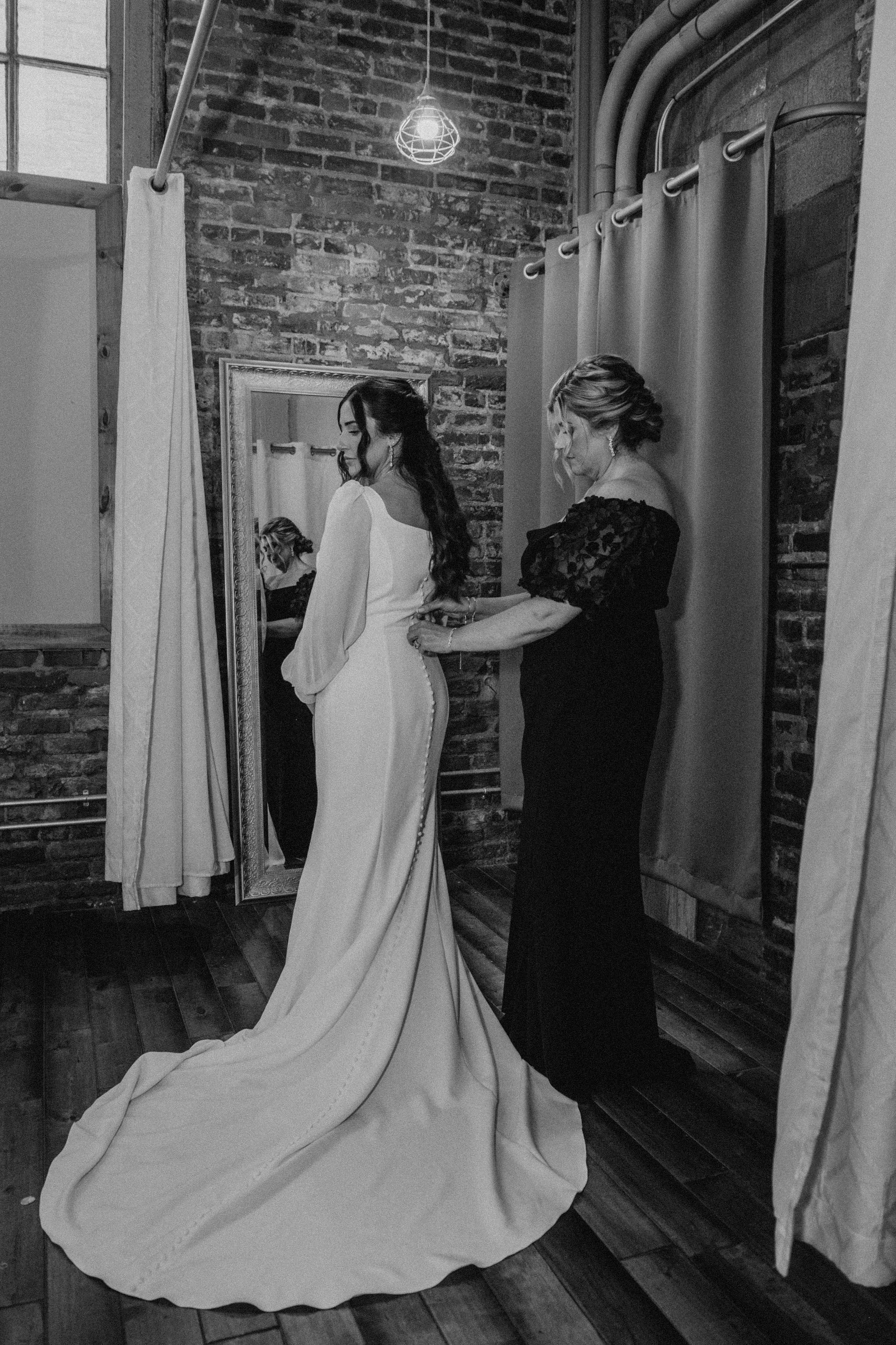 the-monarch-room-summer-kansas-city-wedding-0084-2.jpg
