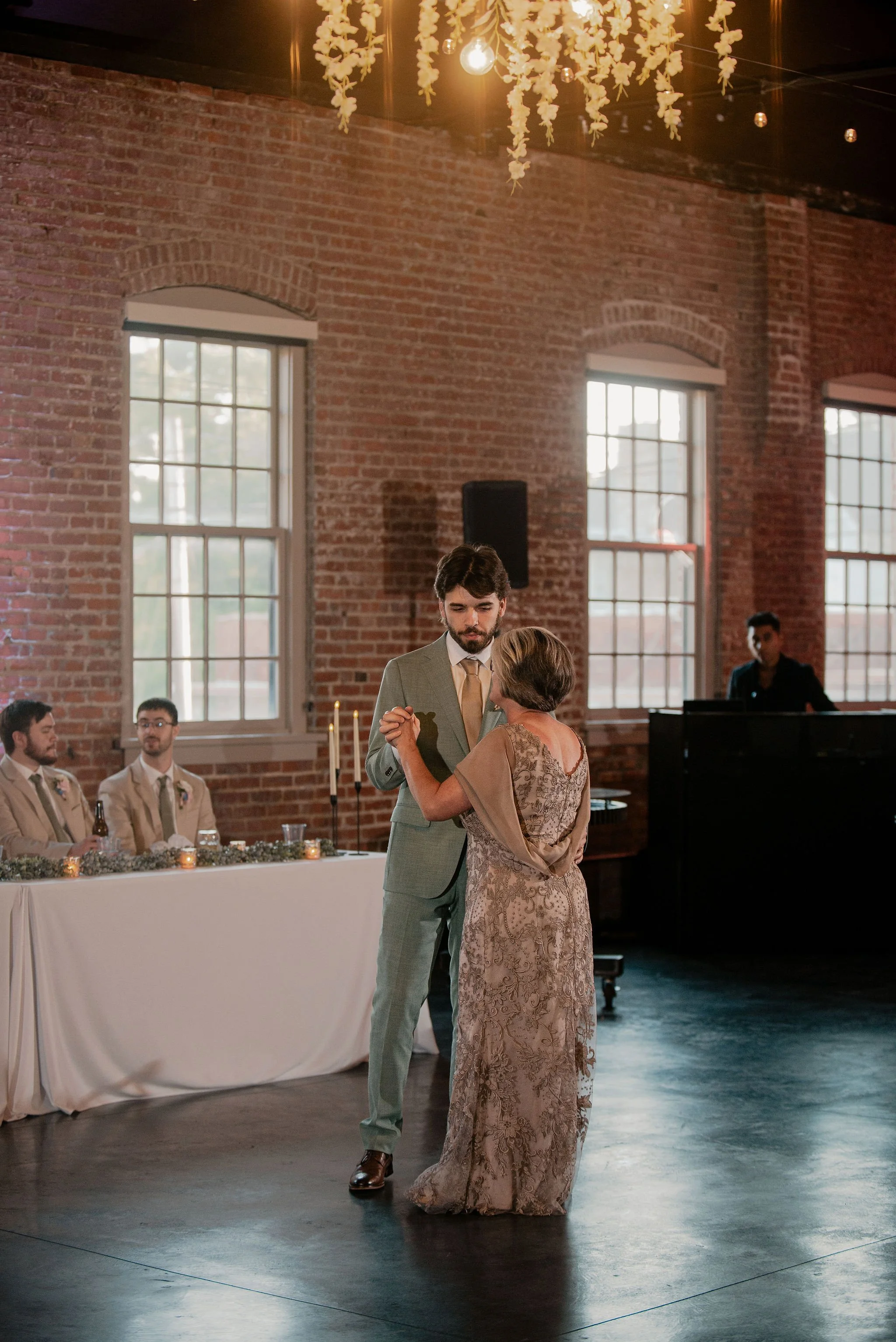 the-davis-event-space-spring-wedding-gallery-5323.jpg