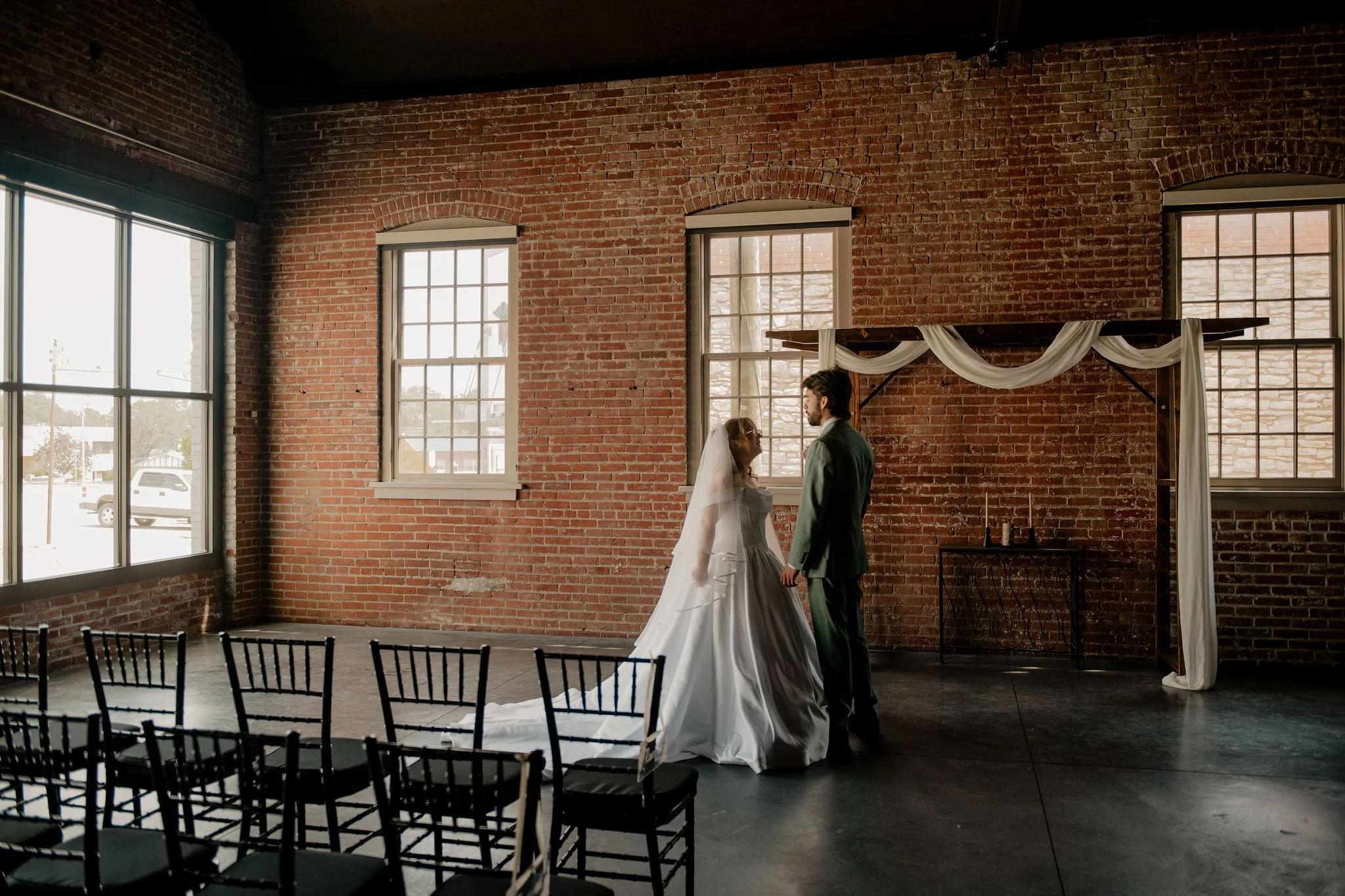 the-davis-event-space-spring-wedding-gallery-0238.jpg