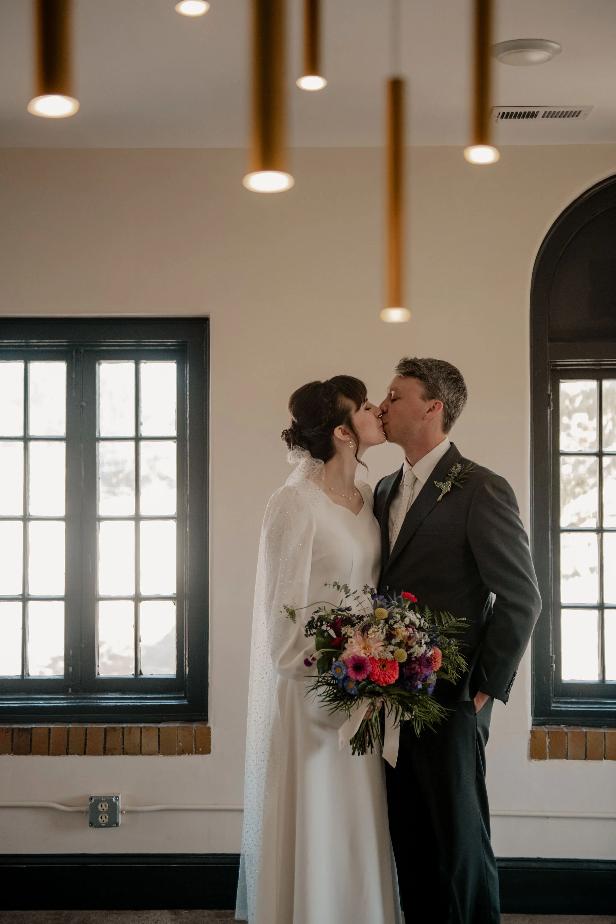 firehouse-kc-fall-wedding-gallery-0570.jpg