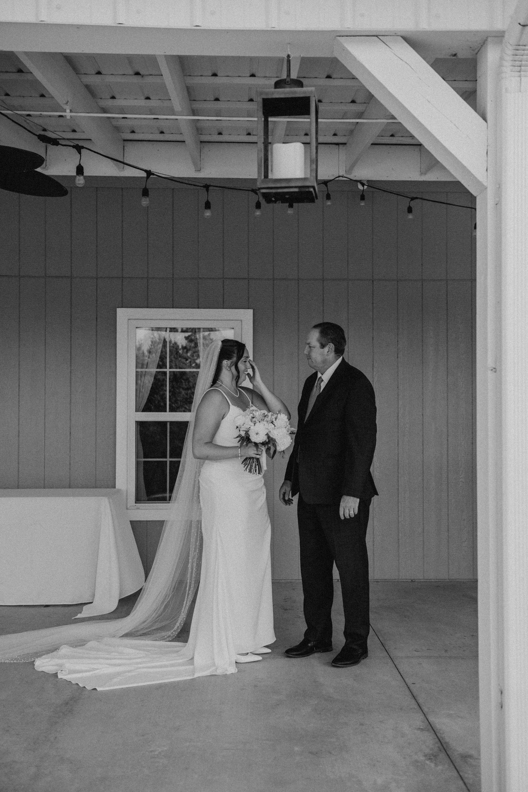 farm-at-wooden-springs-fall-wedding-gallery-0288-2.jpg