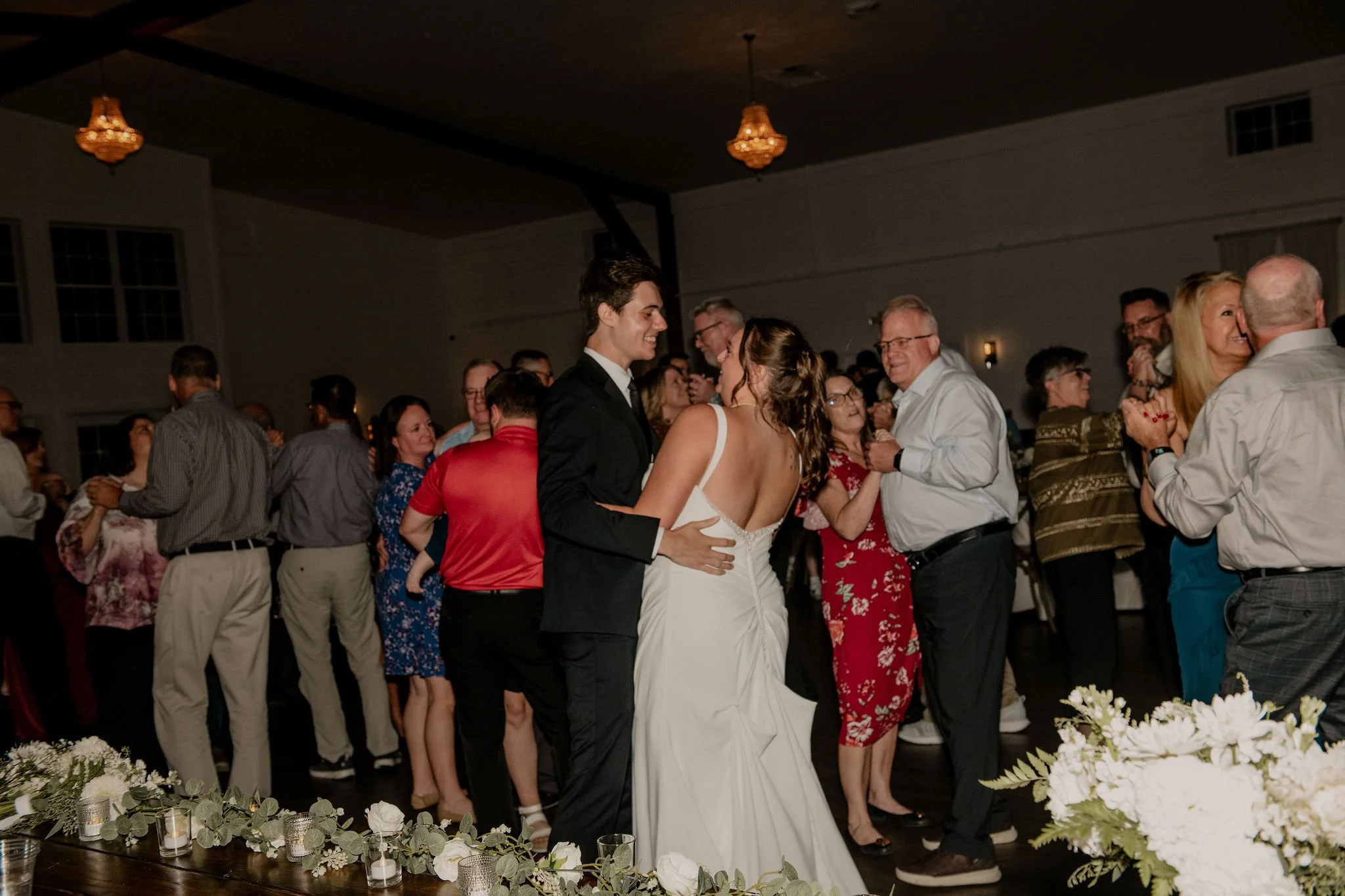 farm-at-wooden-springs-fall-wedding-gallery-1684.jpg