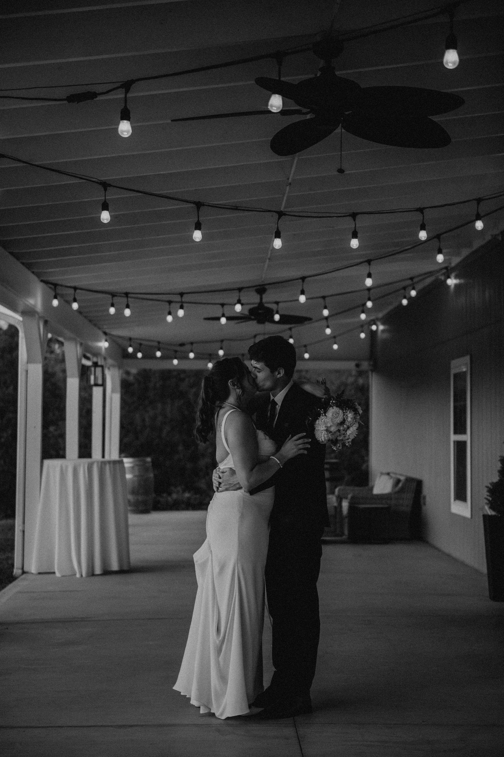 farm-at-wooden-springs-fall-wedding-gallery-1561-2.jpg