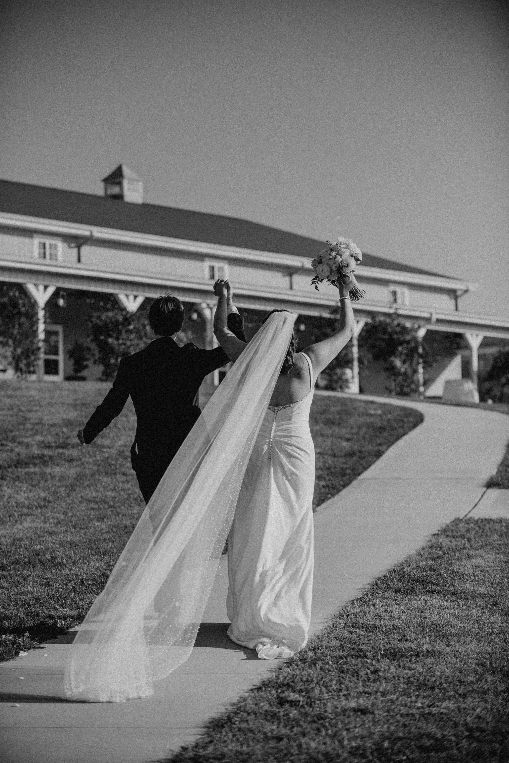 farm-at-wooden-springs-fall-wedding-gallery-1238-2.jpg