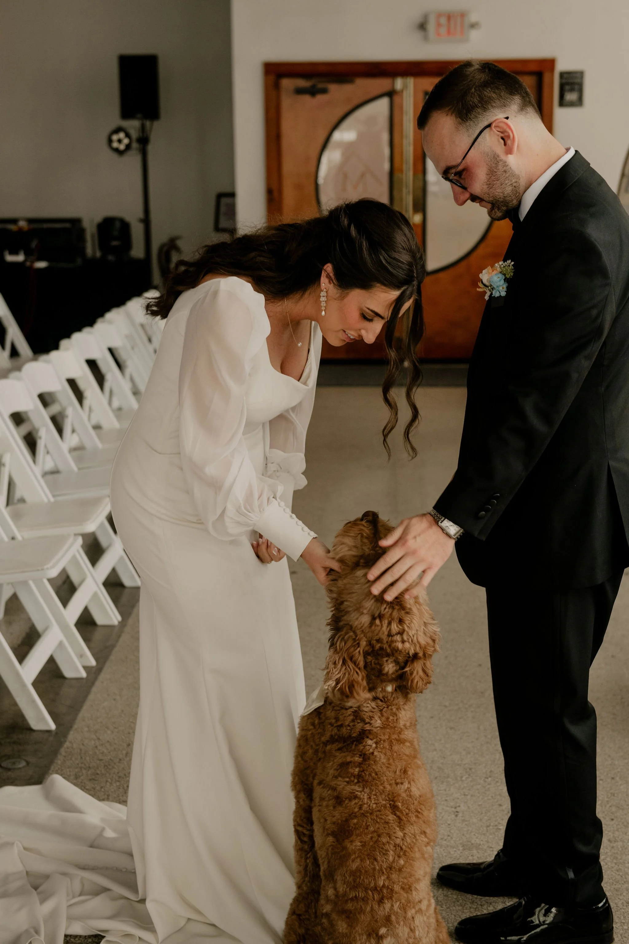 the-monarch-room-summer-kansas-city-wedding-0211.jpg