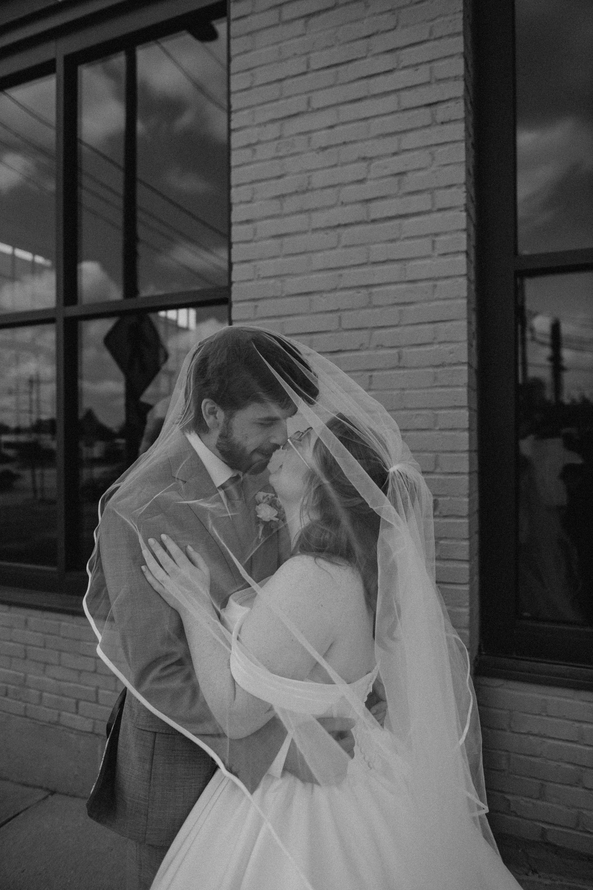 the-davis-event-space-spring-wedding-gallery-0380-2.jpg