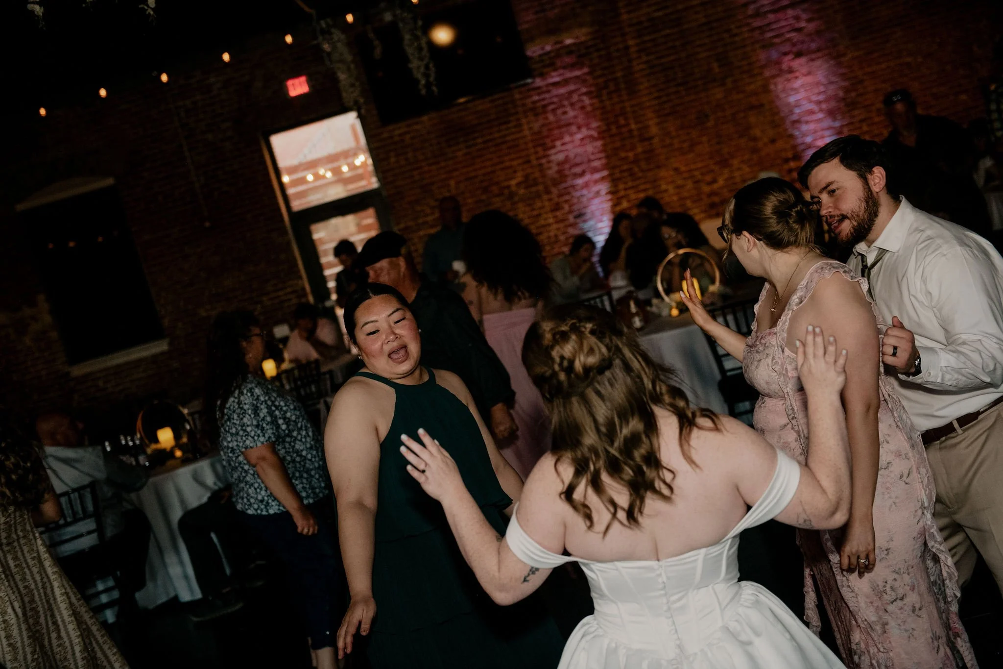 the-davis-event-space-spring-wedding-gallery-0992.jpg