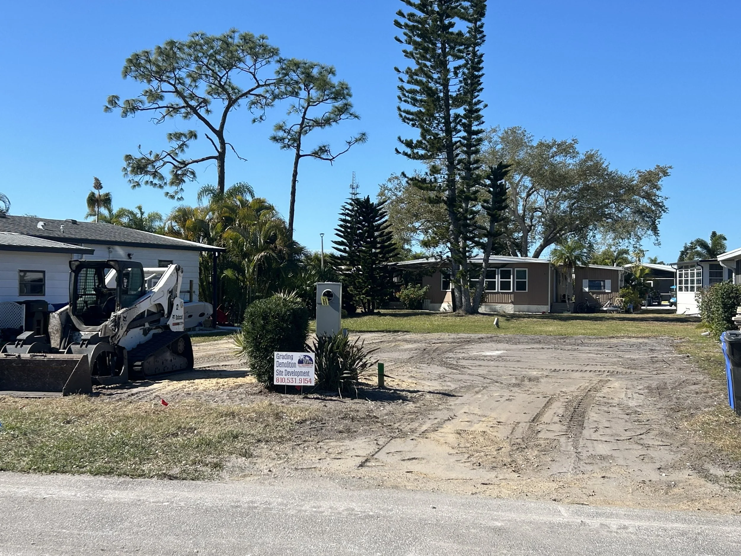 mobile home demo (4).jpg