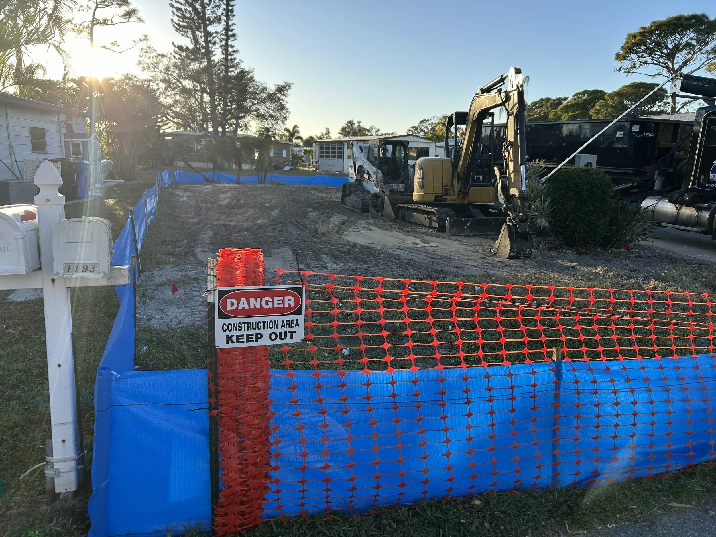 mobile home demo (2).jpg