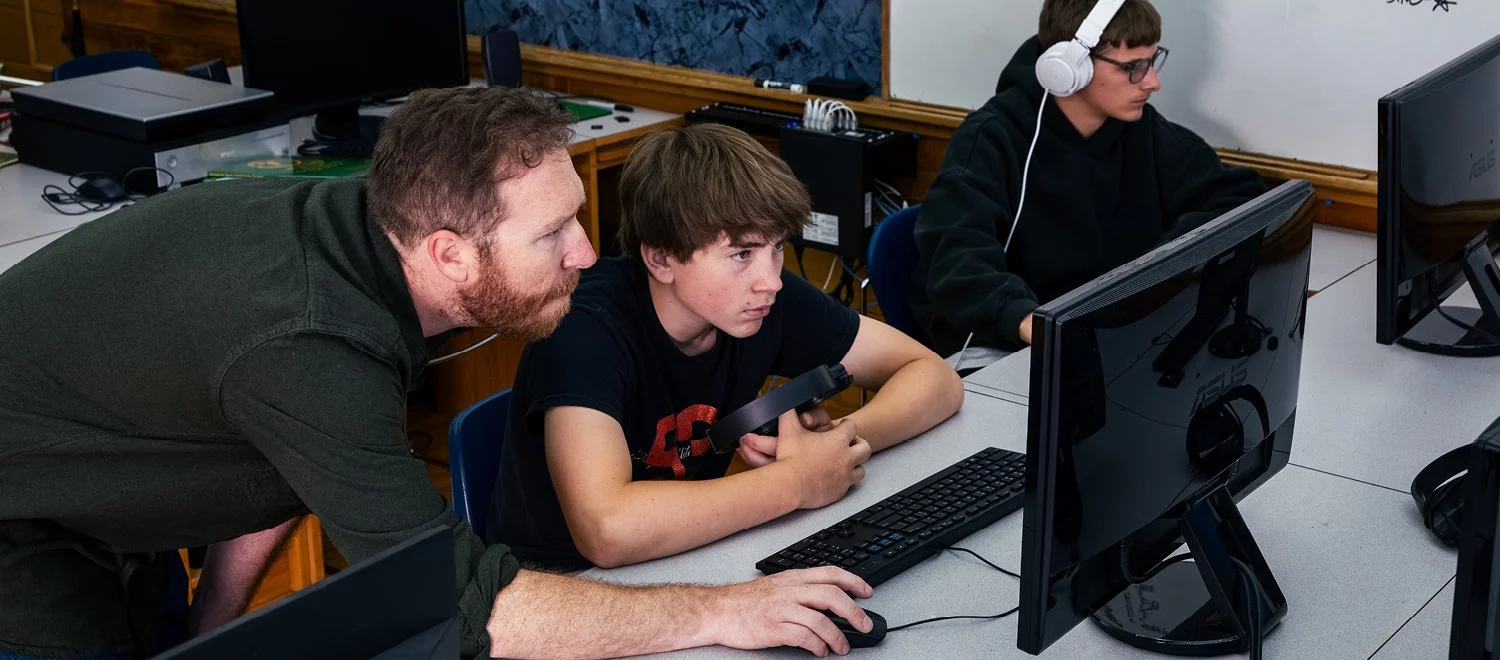 Student slideshow 1500 X 66030.jpg