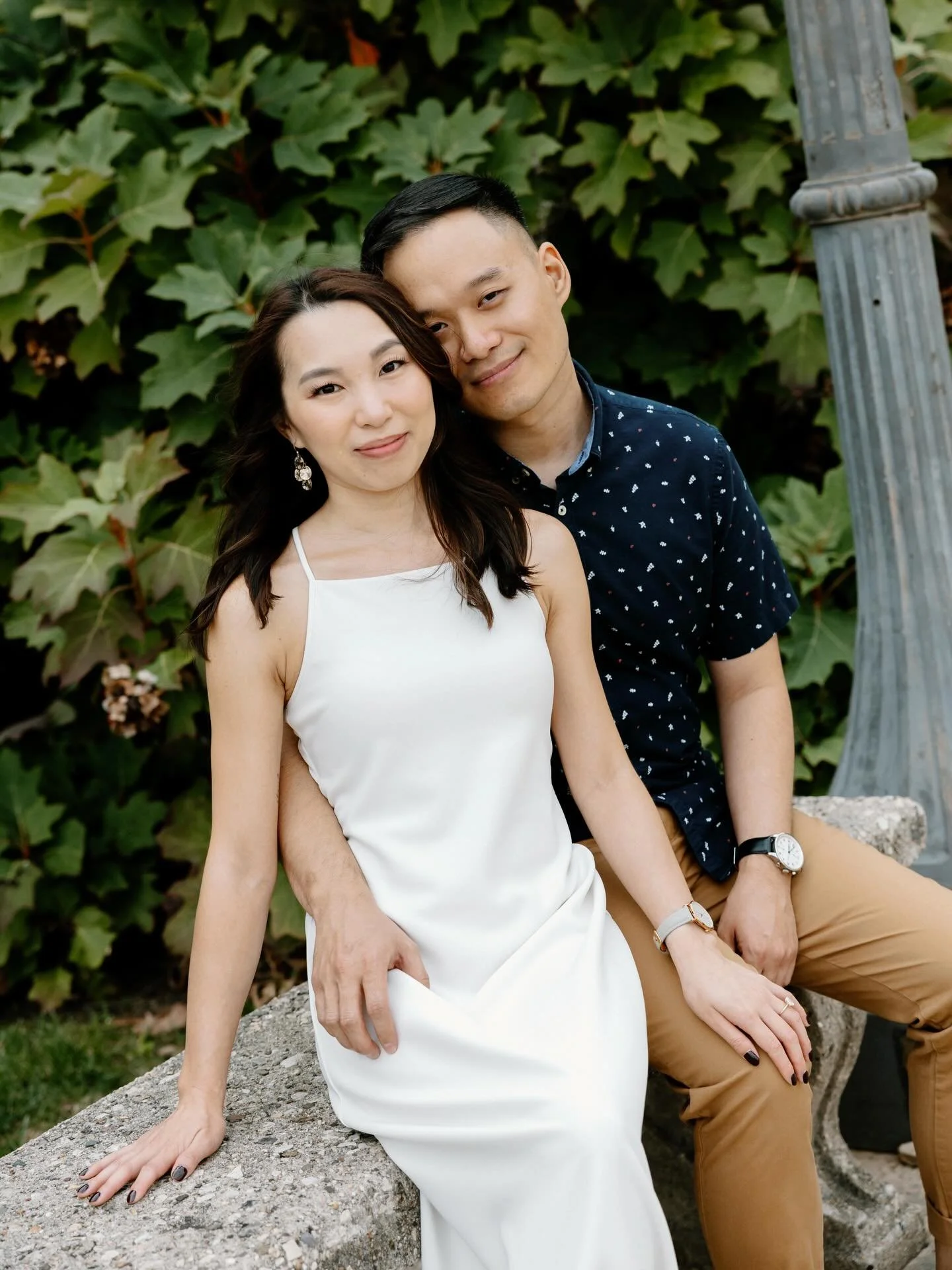 A downtown Philadelphia engagement session with M &amp; G, in the last bit of autumn 🫶🏽