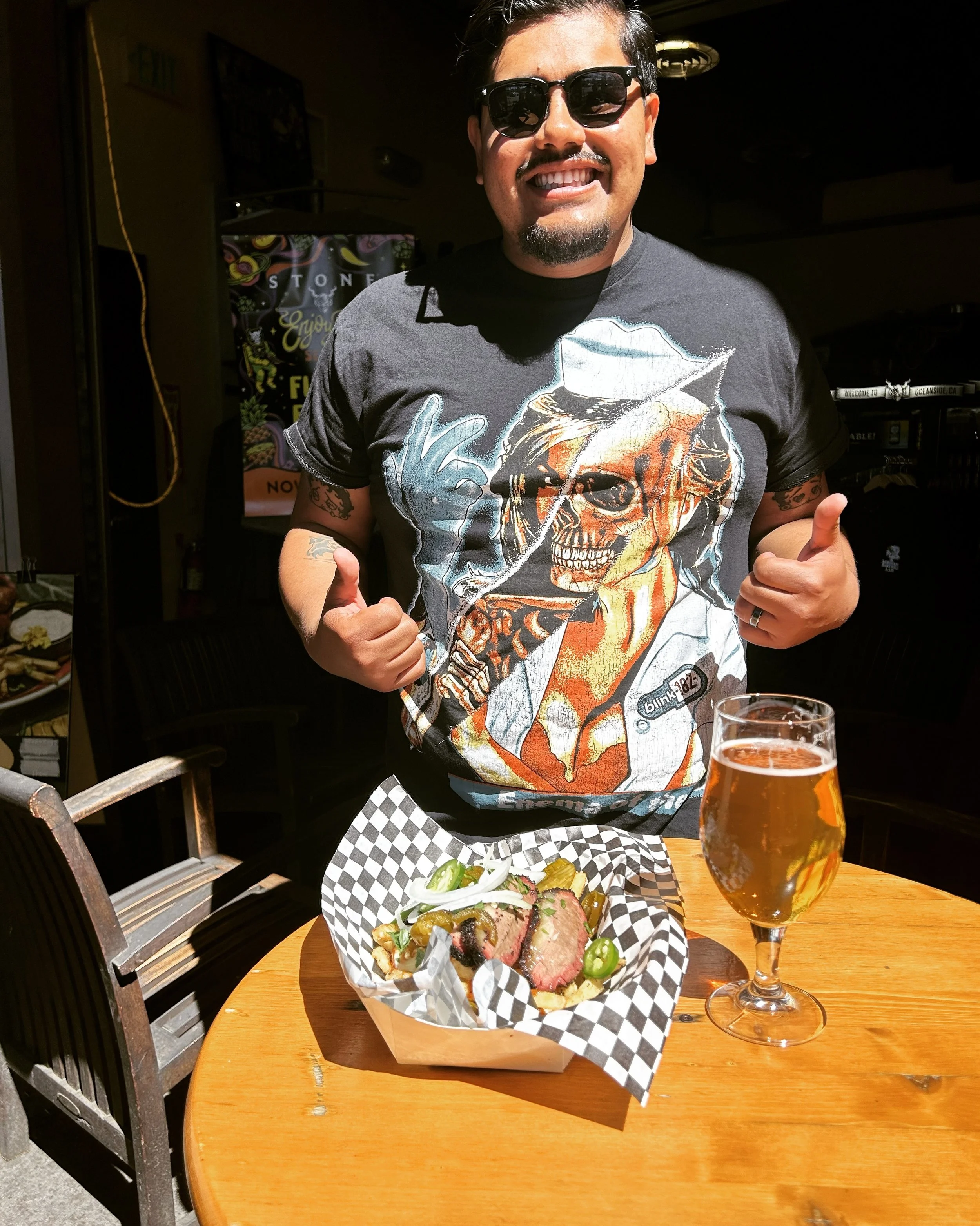 Back at Stone Kettner this Saturday. Little Italy, 3 to 7.

Wagyu brisket. Pulled pork. Dino ribs while they last. Same as always.

See you there.

#sandiegofood #littleitalysd #stonebrewing #sandiegoeats #sandiegofoodie #sdfoodie #wagyu #texasbbq #b