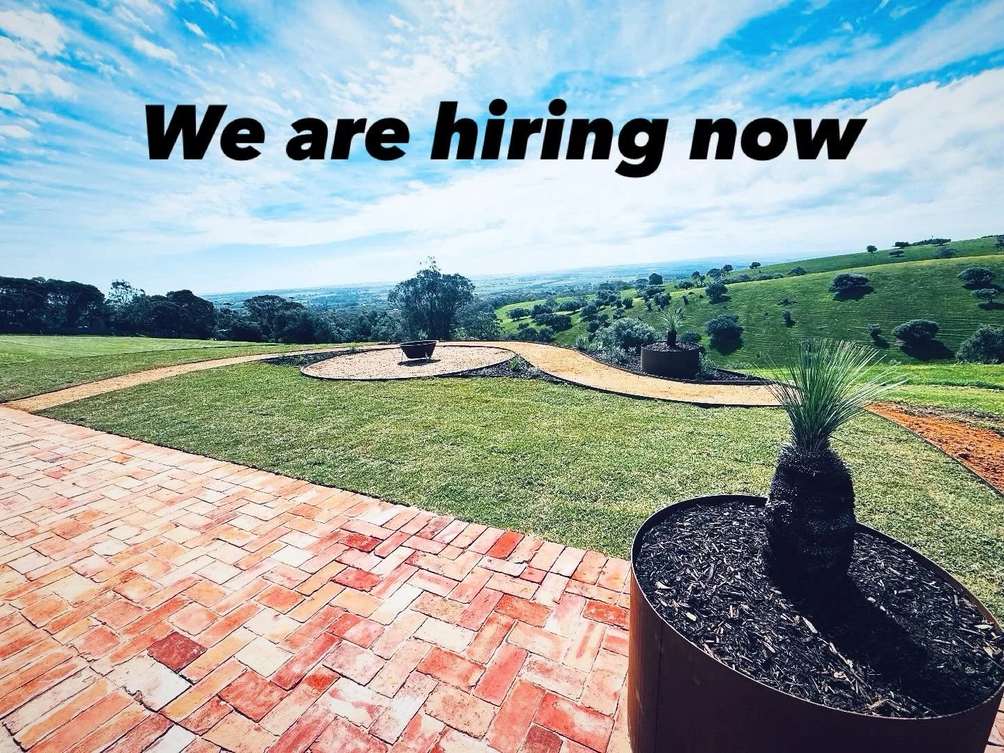 We are looking for an experienced landscaper and apprentice under the age of 21 for immediate start. 

Work located predominately around the southern suburbs and Fleurieu. 

Please send resume through to james@midcoastlandscapes.com.au