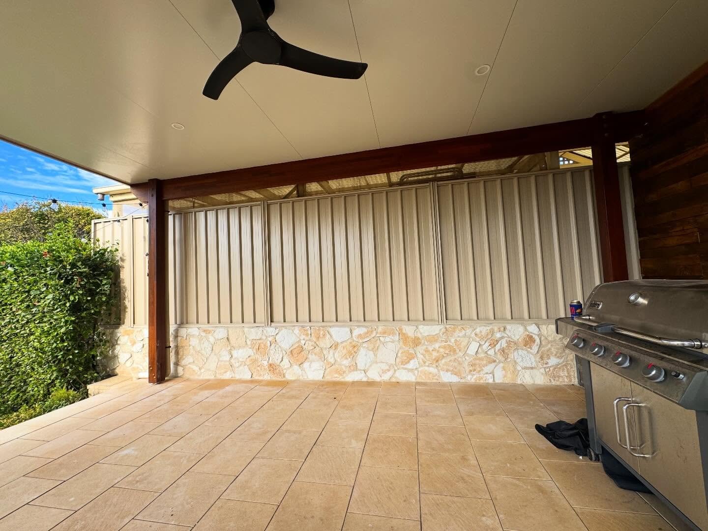 Retaining, stone cladding and good neighbour fencing 👌