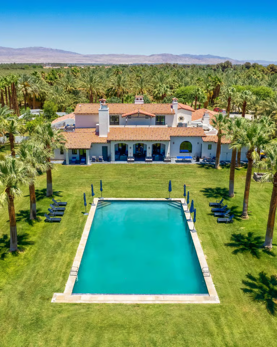 Palm Springs California large estate for family vacation, weddings, events, and group trips