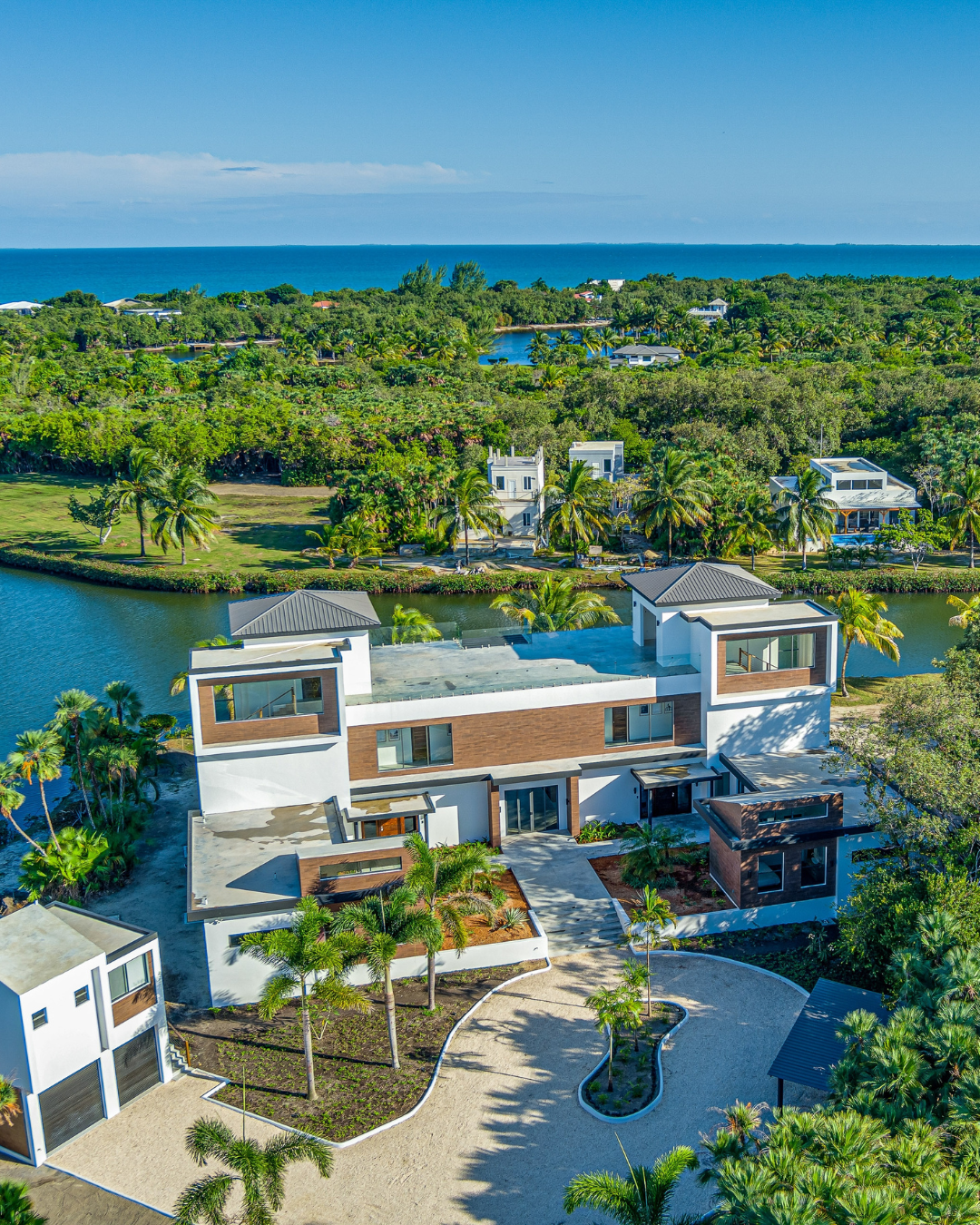 Rare 8 bedroom waterfront home in Seine Bight Belize