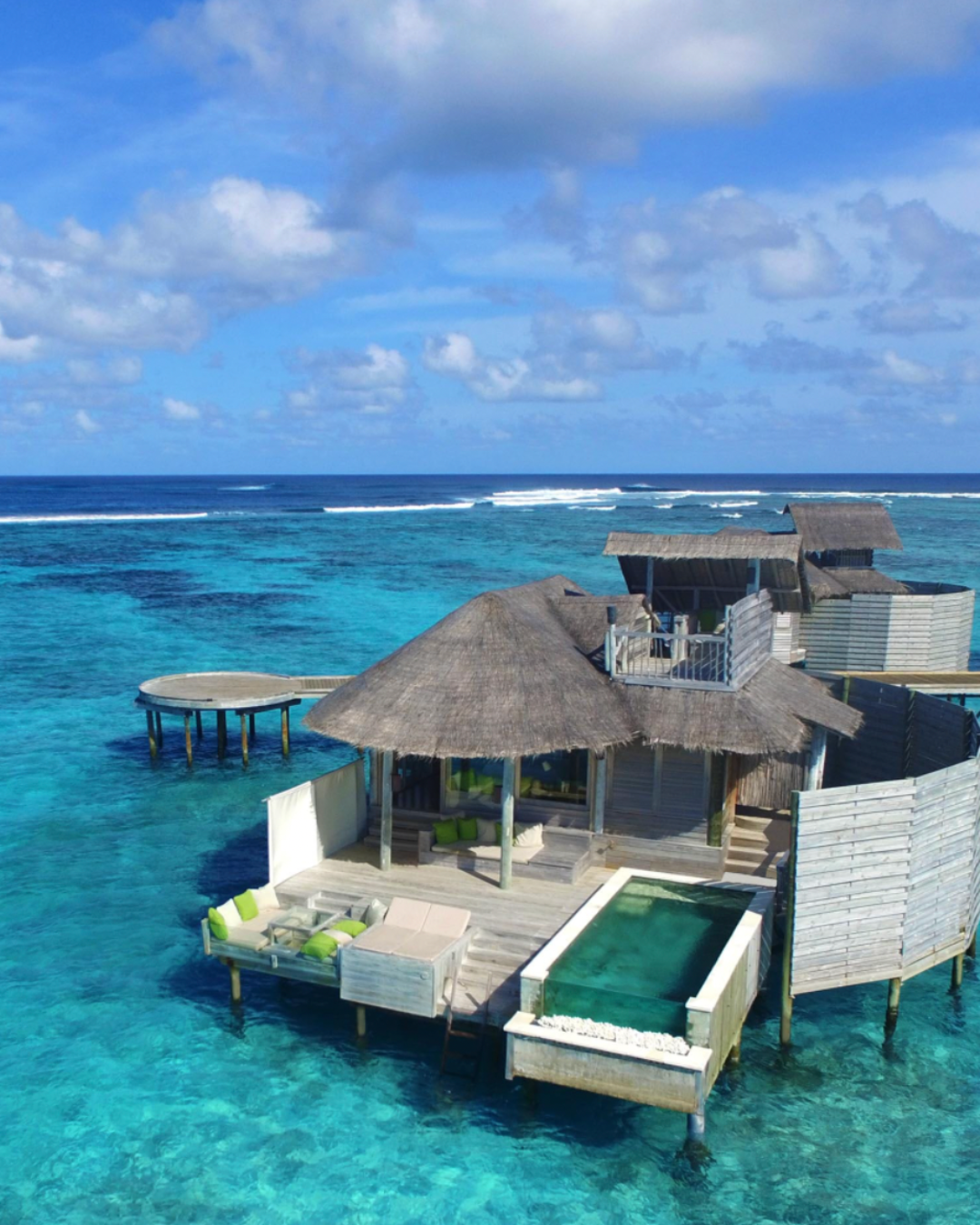 Maldives overwater bungalow 1 bed 1 bath