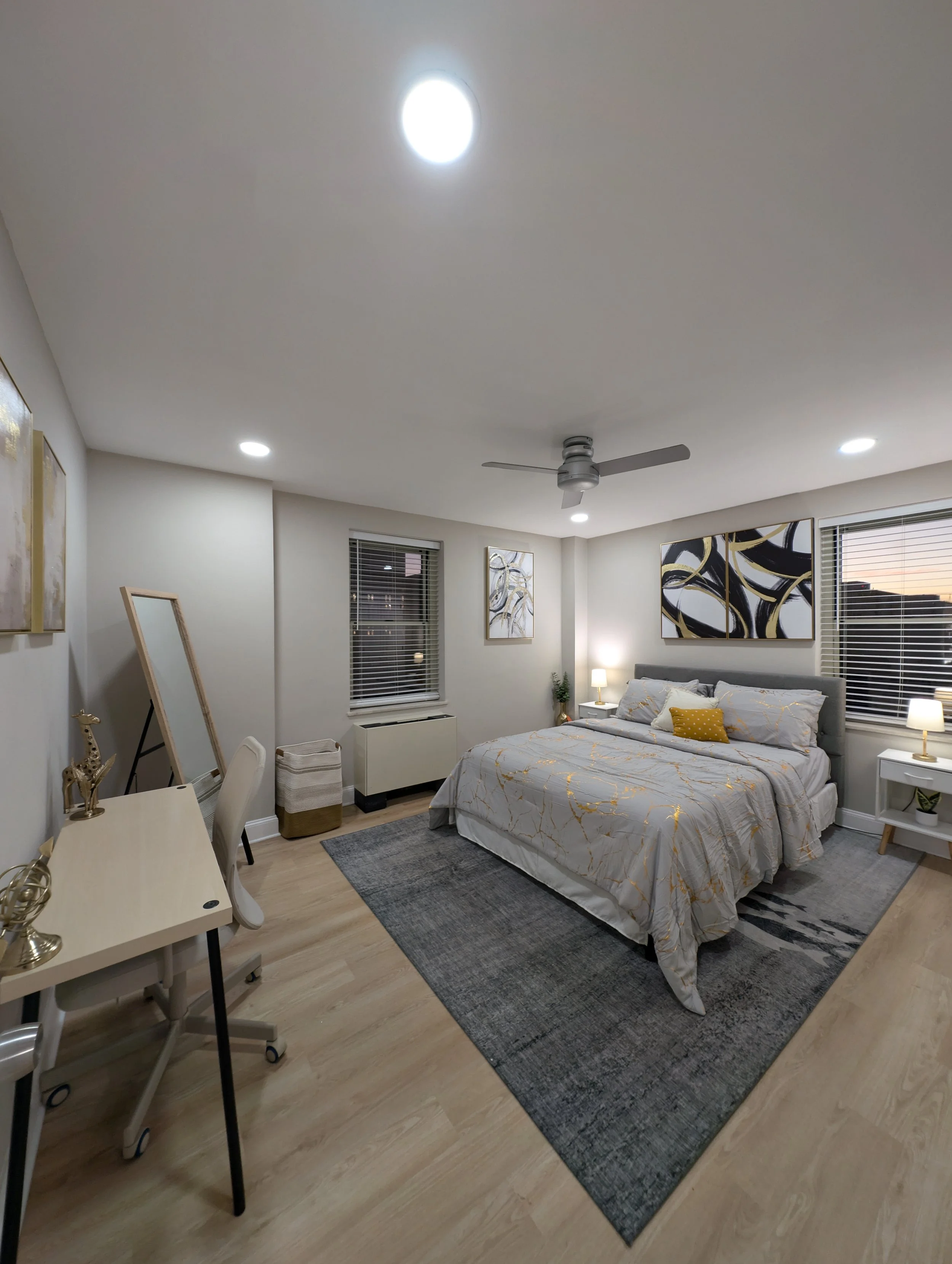 PXL_20241116_224935365.RAW-01.COVER.jpg