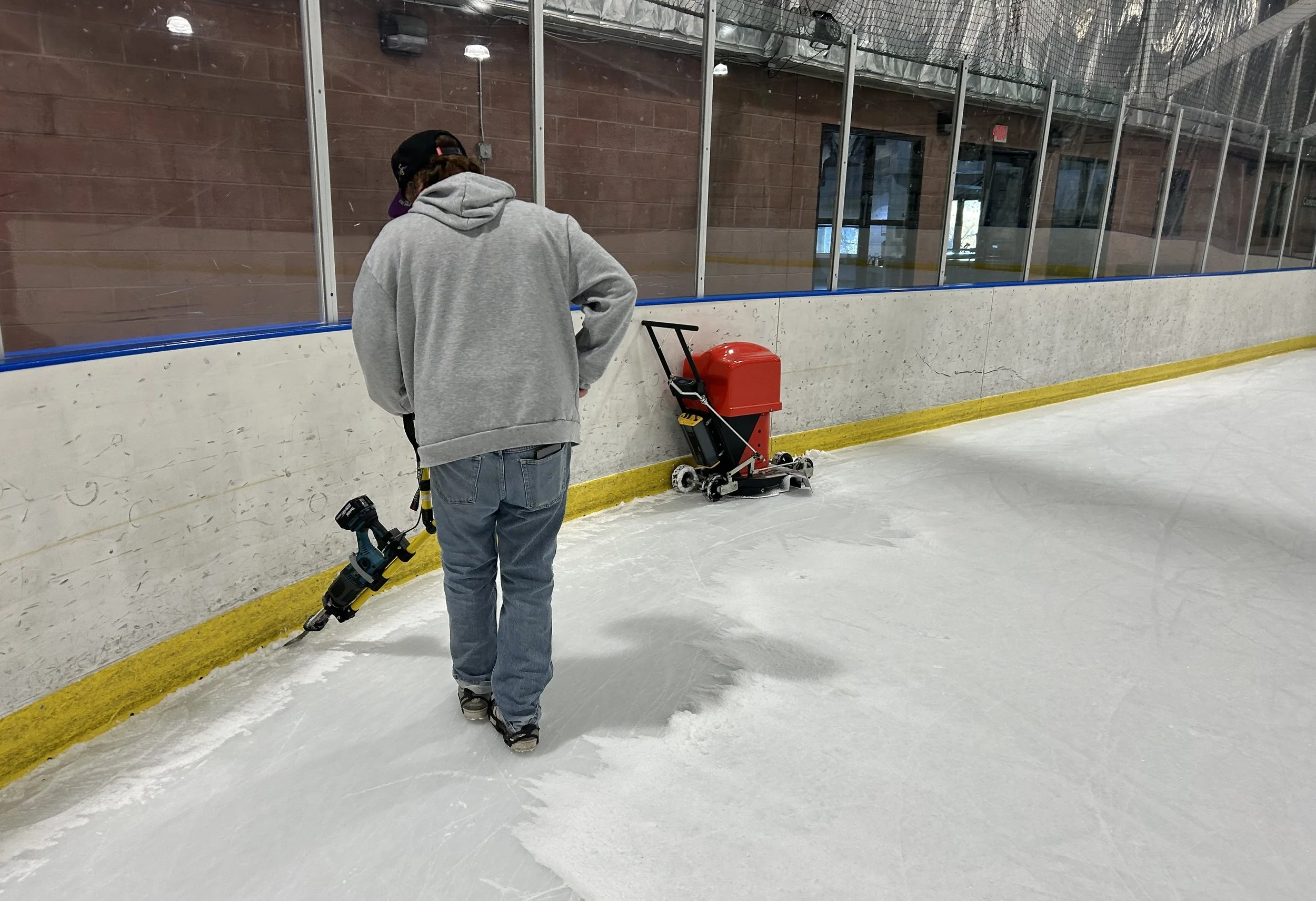 Ice Edging Ice Arena rink