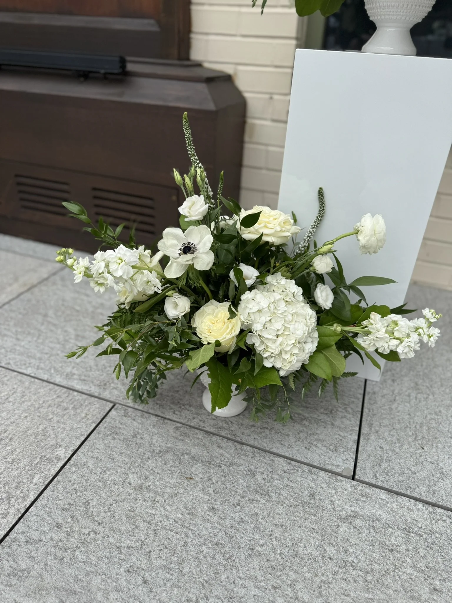 Pedistal wedding Arrangements _1.JPEG