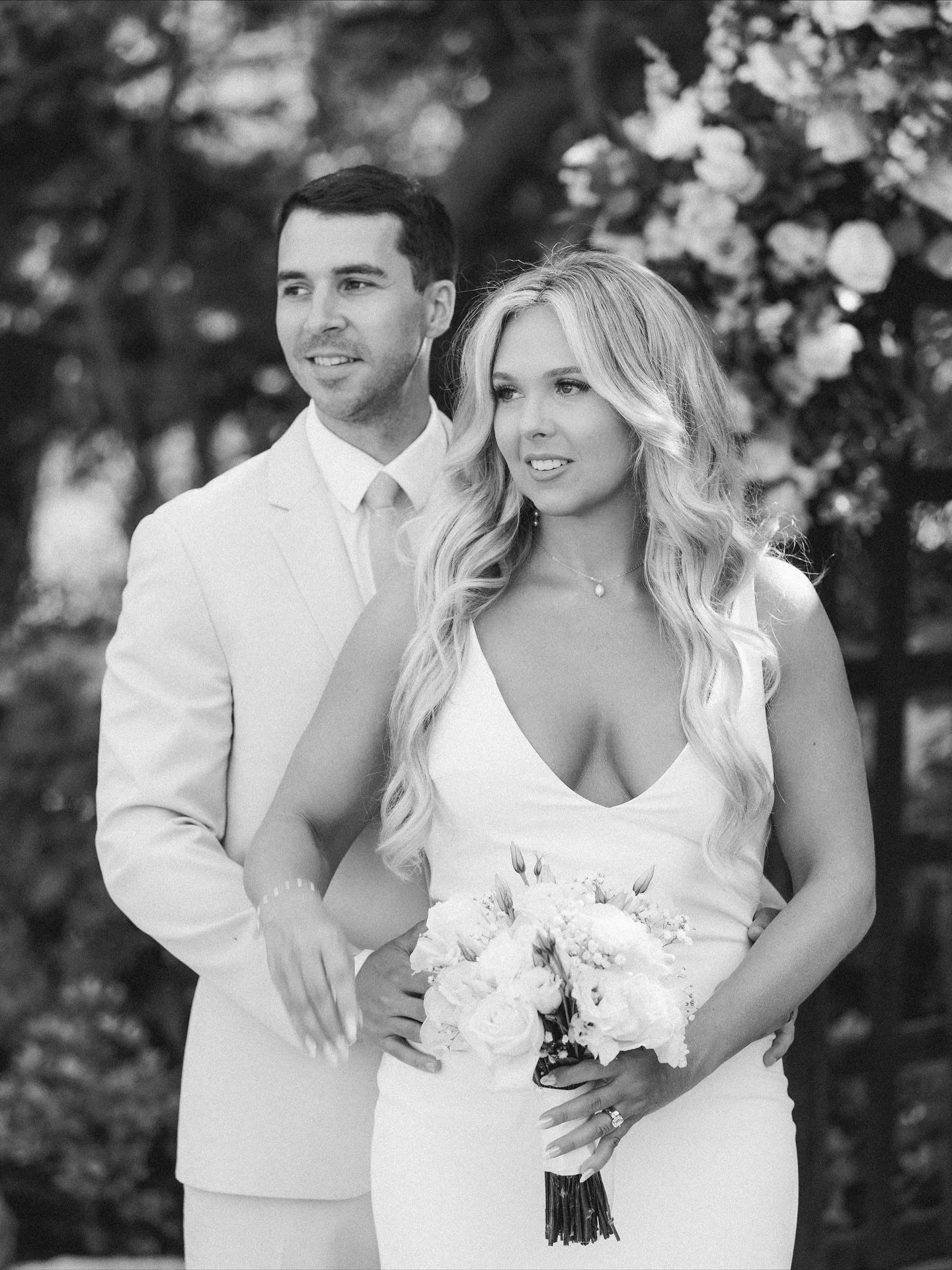 &amp; this hair danced the night away living happily ever after🤭✨

VENUE | @redhorsebarn
PLANNER | @robynseventplanning
PHOTO | @three16photography
VIDEO | @orionalvaradofilms
DJ | @djandrewyates
CATERER | @forkintheroadcatering
CAKE | @cinderellaca