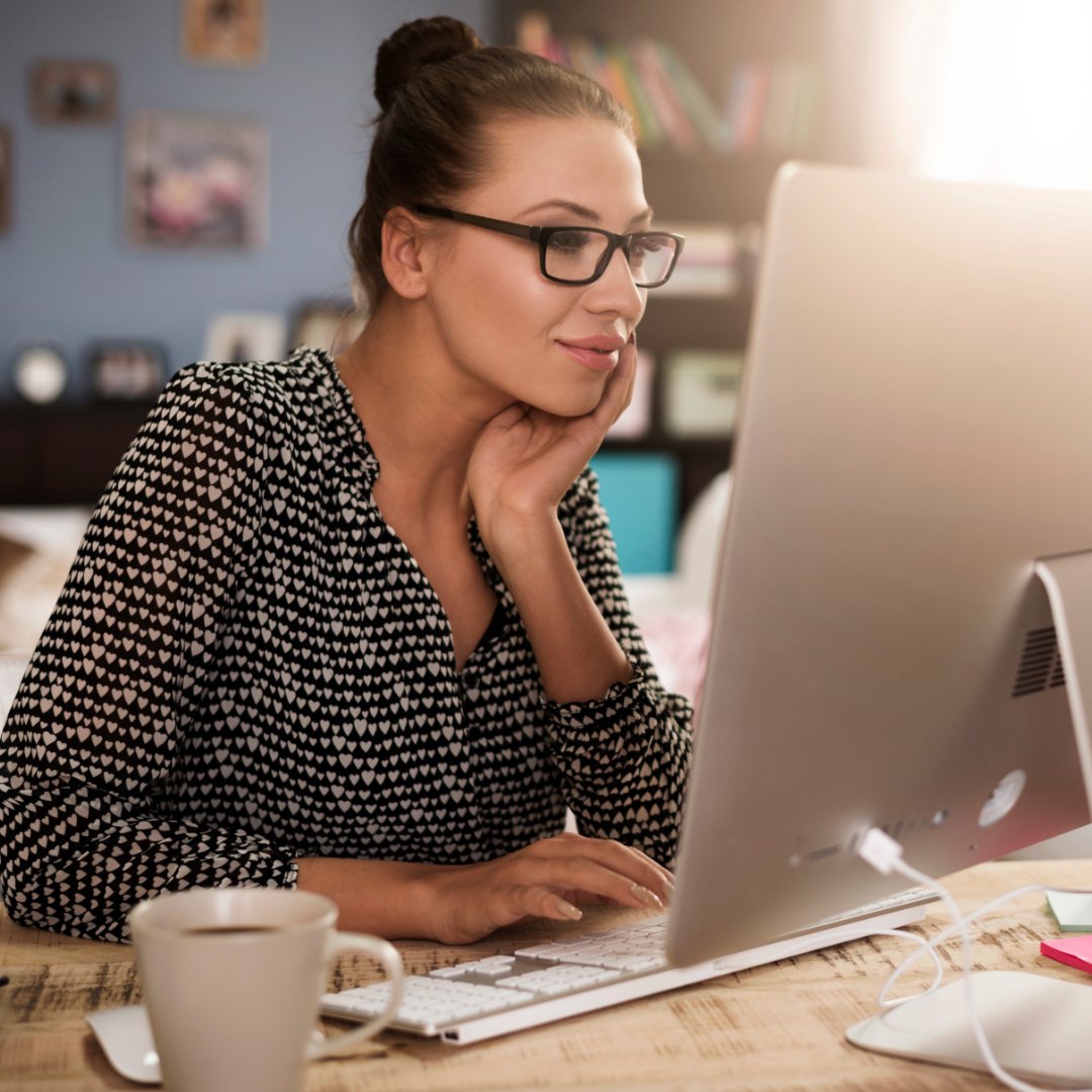 A Day in the Life of a Remote Medical Coder: What Working From Home Really Looks Like