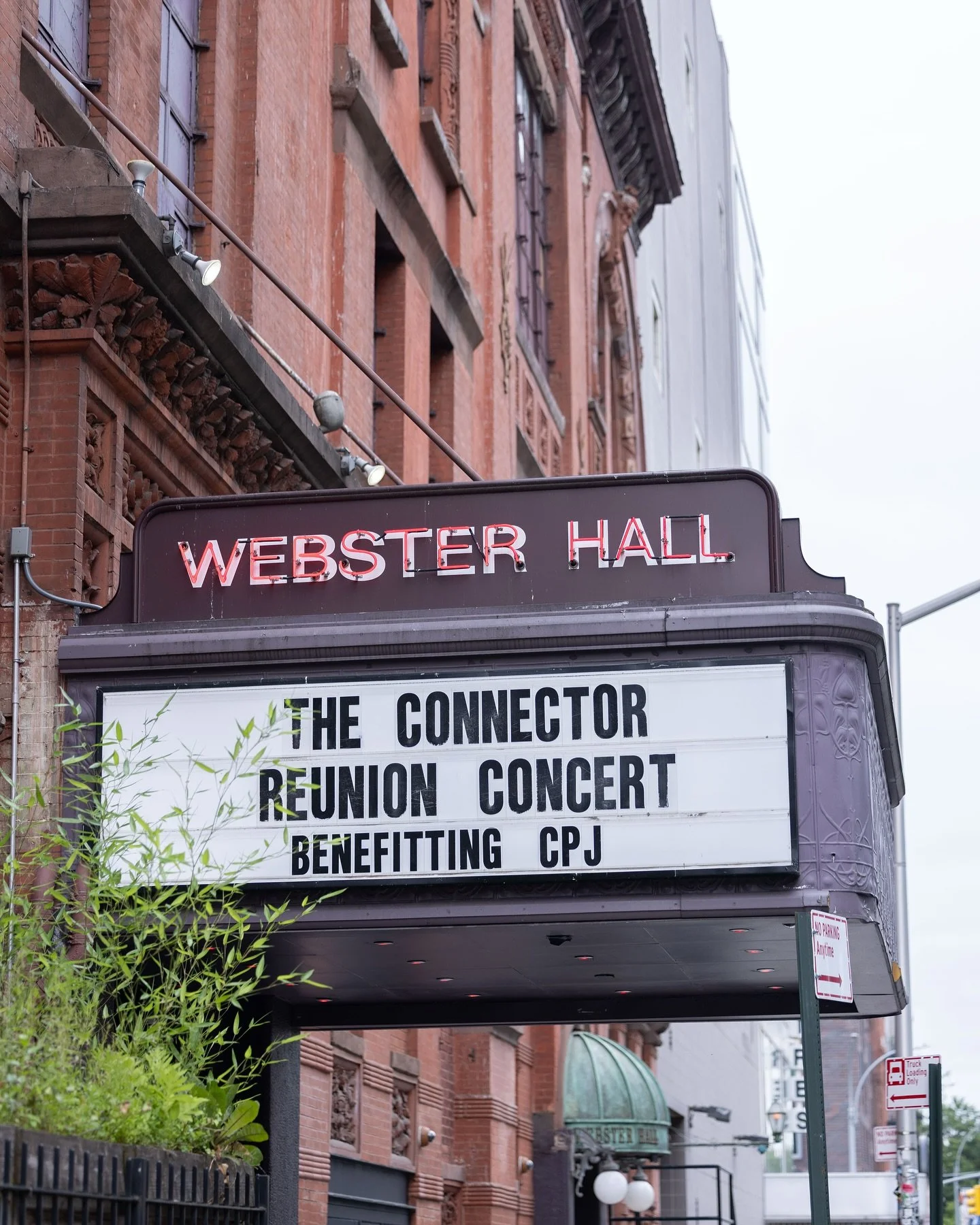 The Connector - Live in Concert - Benefitting the Committee to Protect Journalists! It was a joy to work with @jasonrobertbrownstagram and @msdaisyprince to bring this concert to life. We&rsquo;ve never met a more connected theatrical family and it s