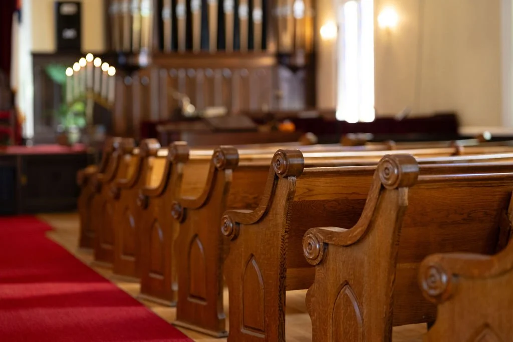 Interlakenreformedchurch-39.jpg