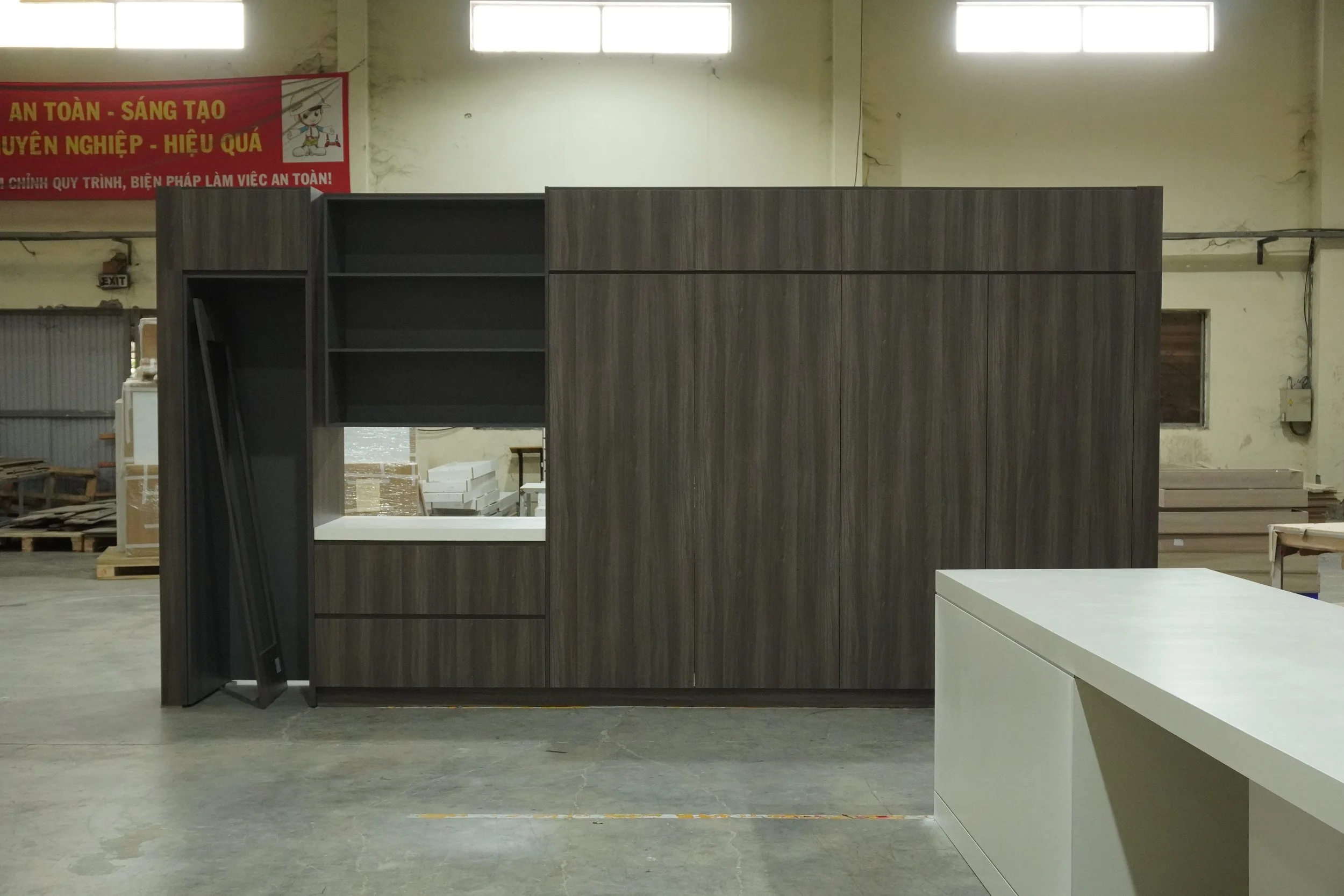 How Much Joinery Fits in a Container? A Shipping Guide for Builders