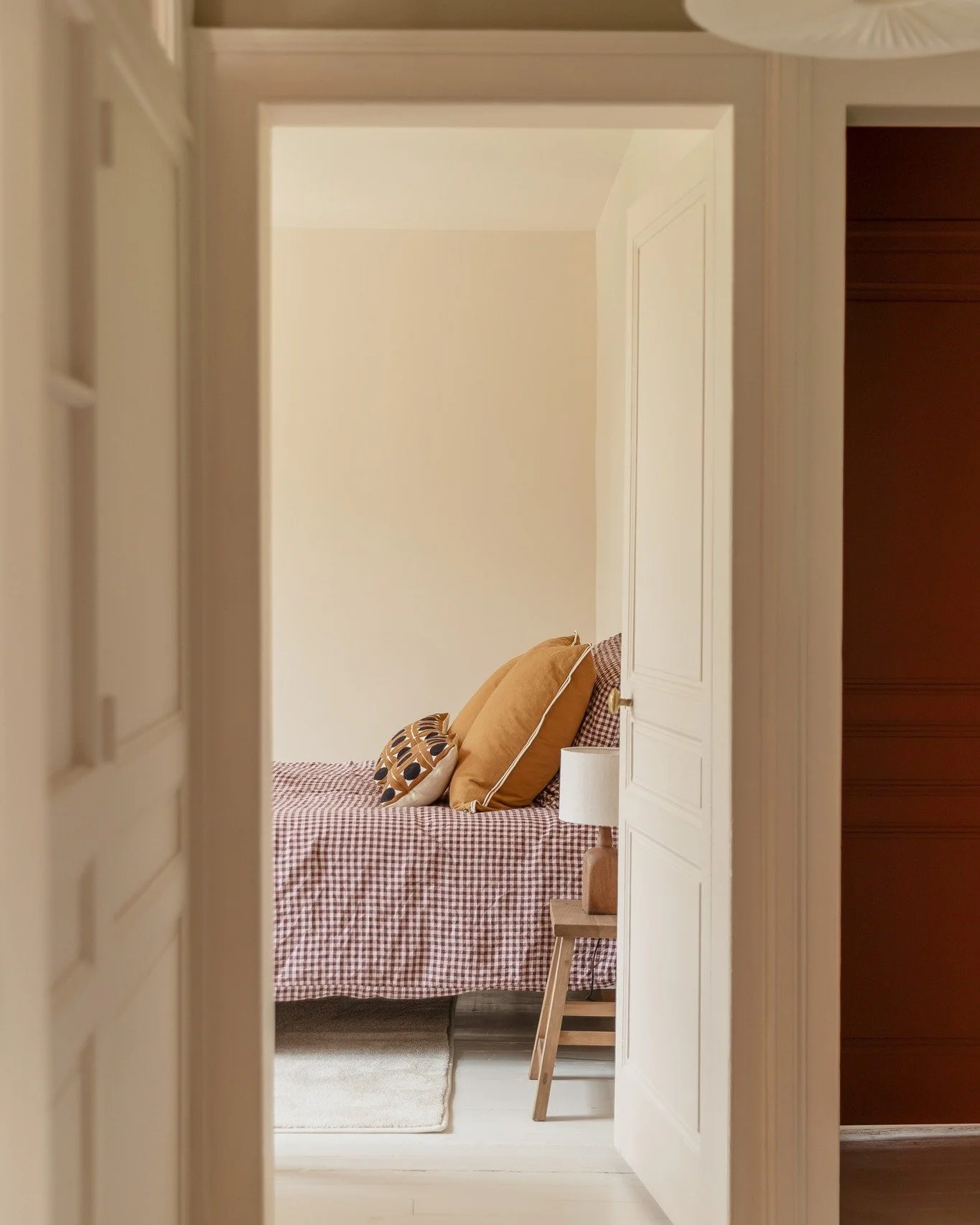 🥂 Comment am&eacute;nager une chambre d&rsquo;amis confortable ? 🛌

Recevoir famille et amis, c&rsquo;est offrir un espace accueillant, pratique et facile &agrave; vivre&hellip; m&ecirc;me pour des s&eacute;jours de courte dur&eacute;e ! Am&eacute;