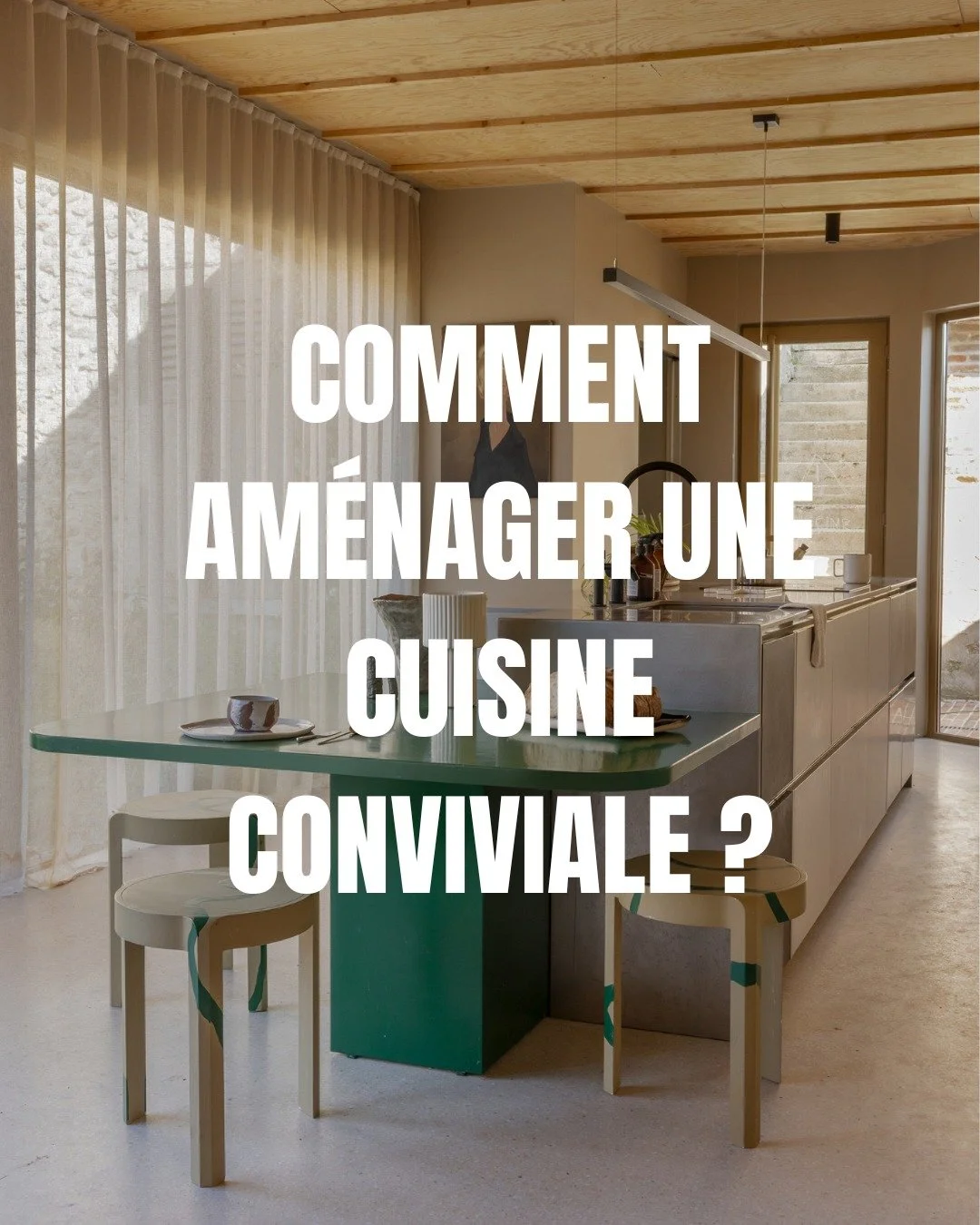 Pour nous, une cuisine ne sert pas seulement &agrave; cuisiner. C&rsquo;est une pi&egrave;ce de vie 

On y prend le petit-d&eacute;jeuner 🥐
Les enfants y dessinent 🎨
On y travaille parfois 💻
On y re&ccedil;oit des amis 🍷

C&rsquo;est pourquoi nou