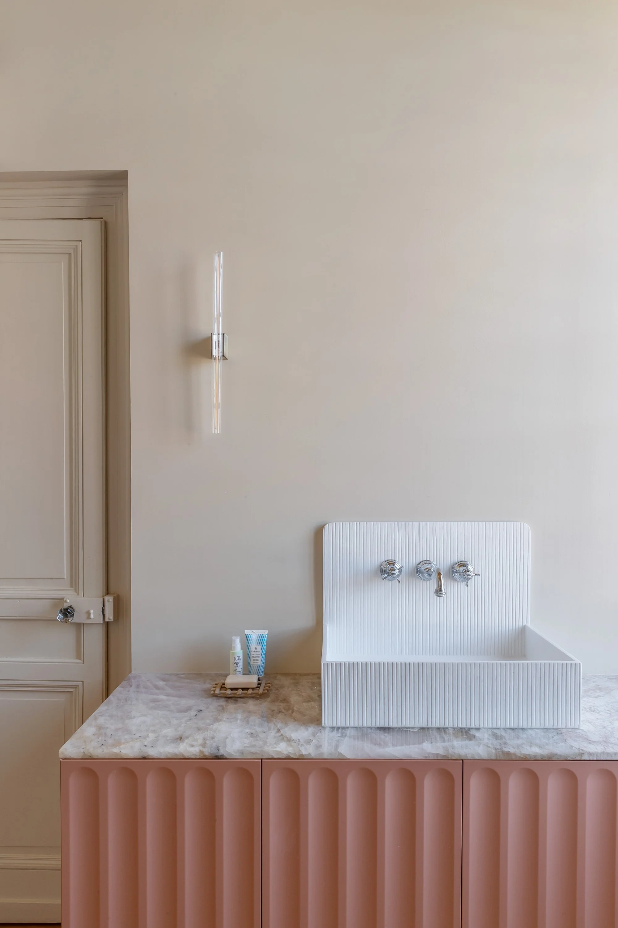 meuble vasque rose