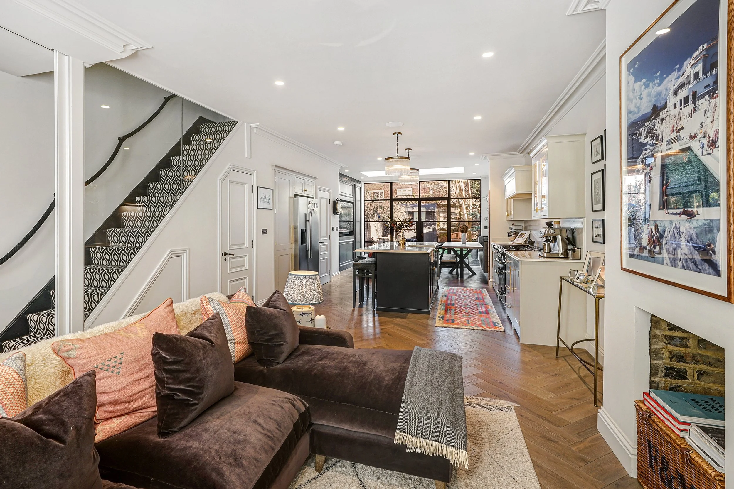 6 Weybourne Street   (8).jpg