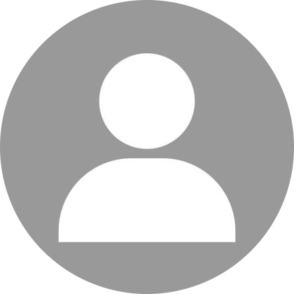 profile pic grayscale-modified.png