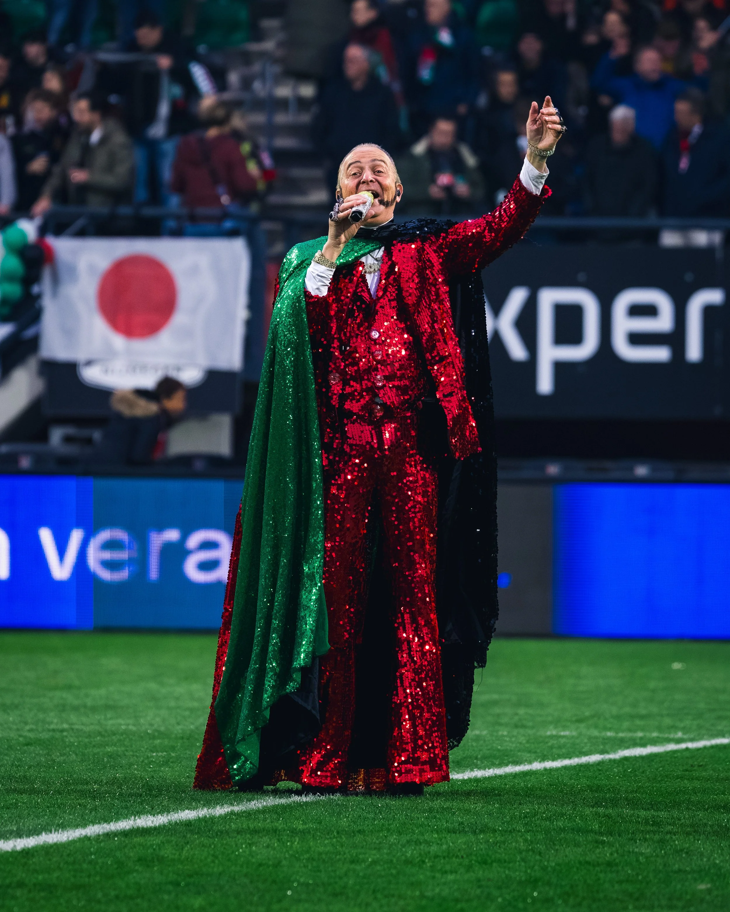 NEC 125 jaar max3mb-13.jpg