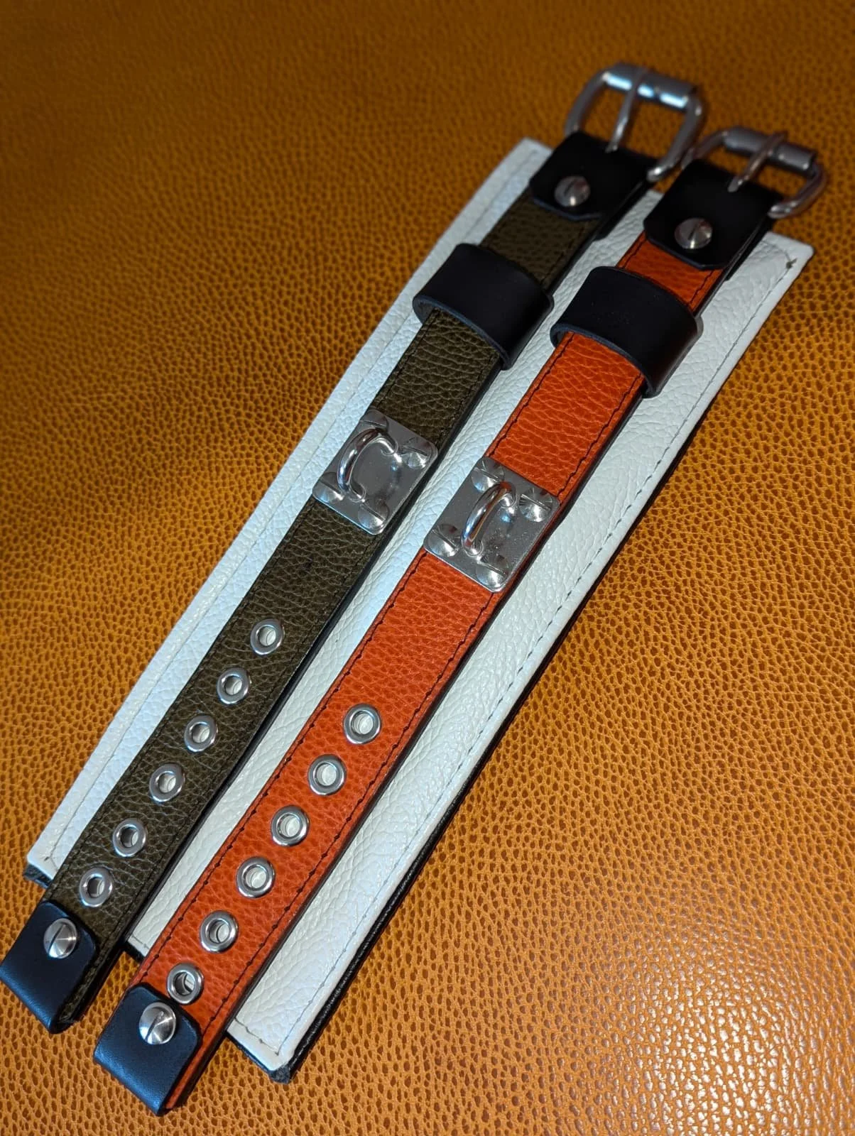 "Asylum" Dollaro Cuffs: Narrow strips