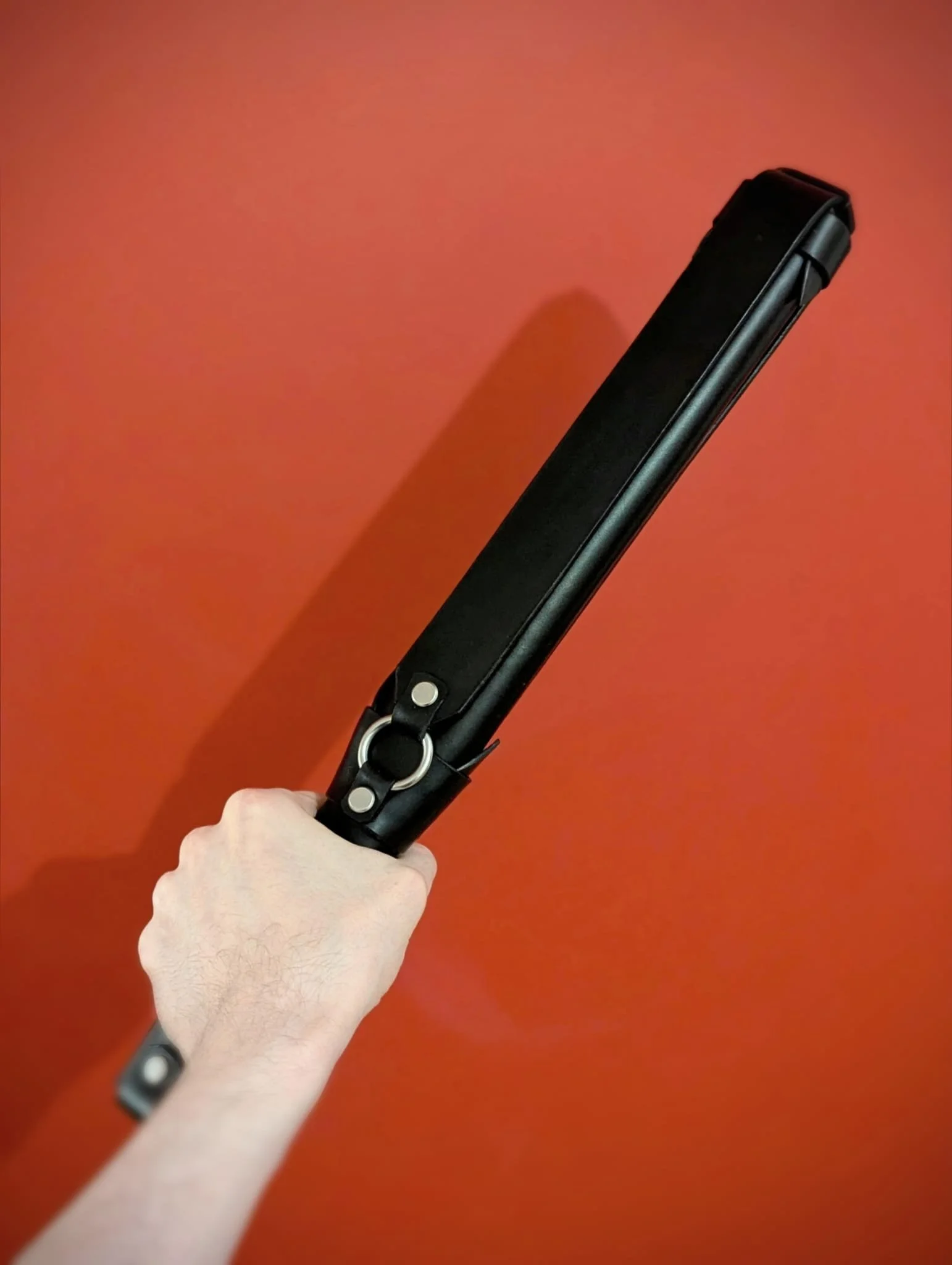 Blunt Toy: Baton Clapper