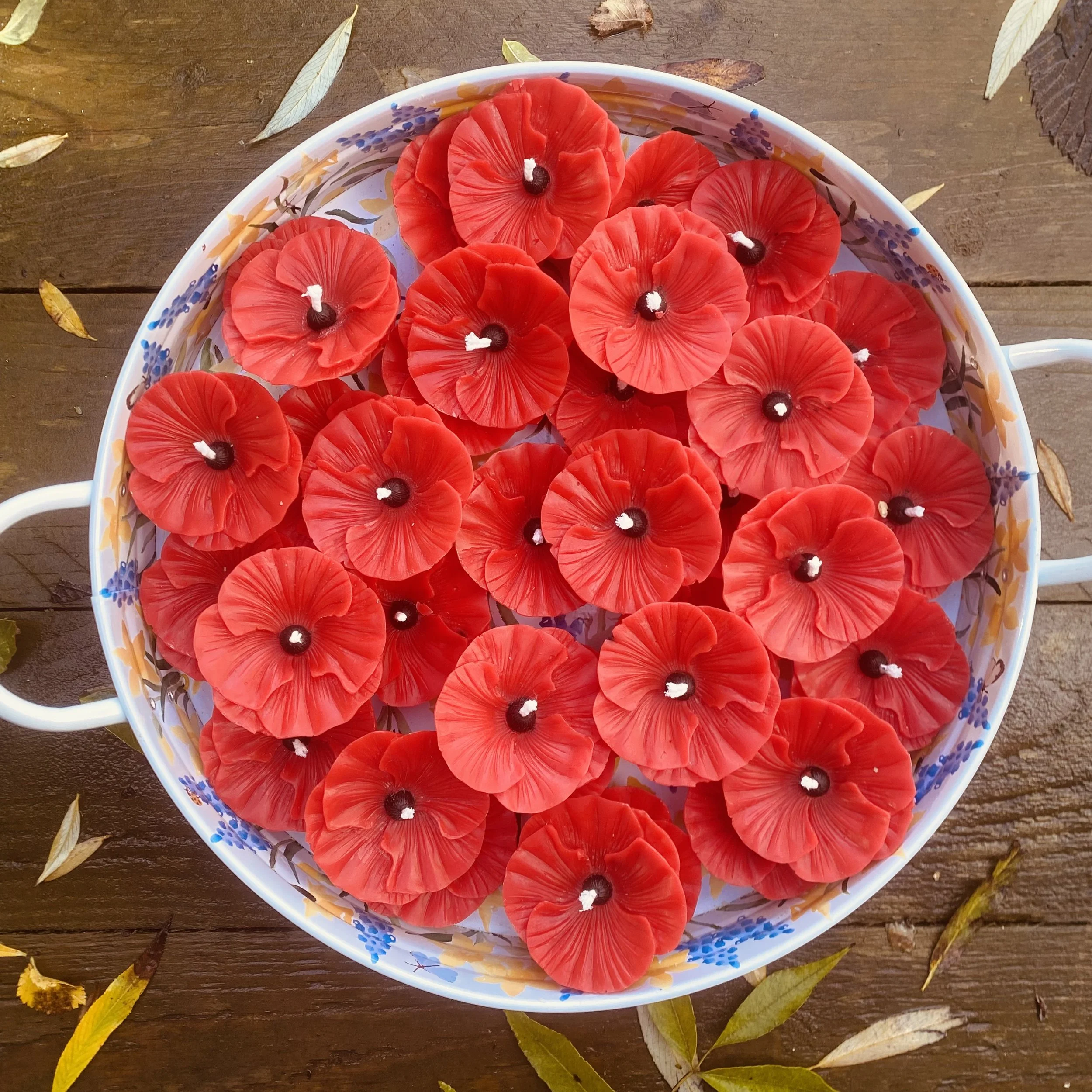 Remembrance Poppy Candle | Donation with every purchase