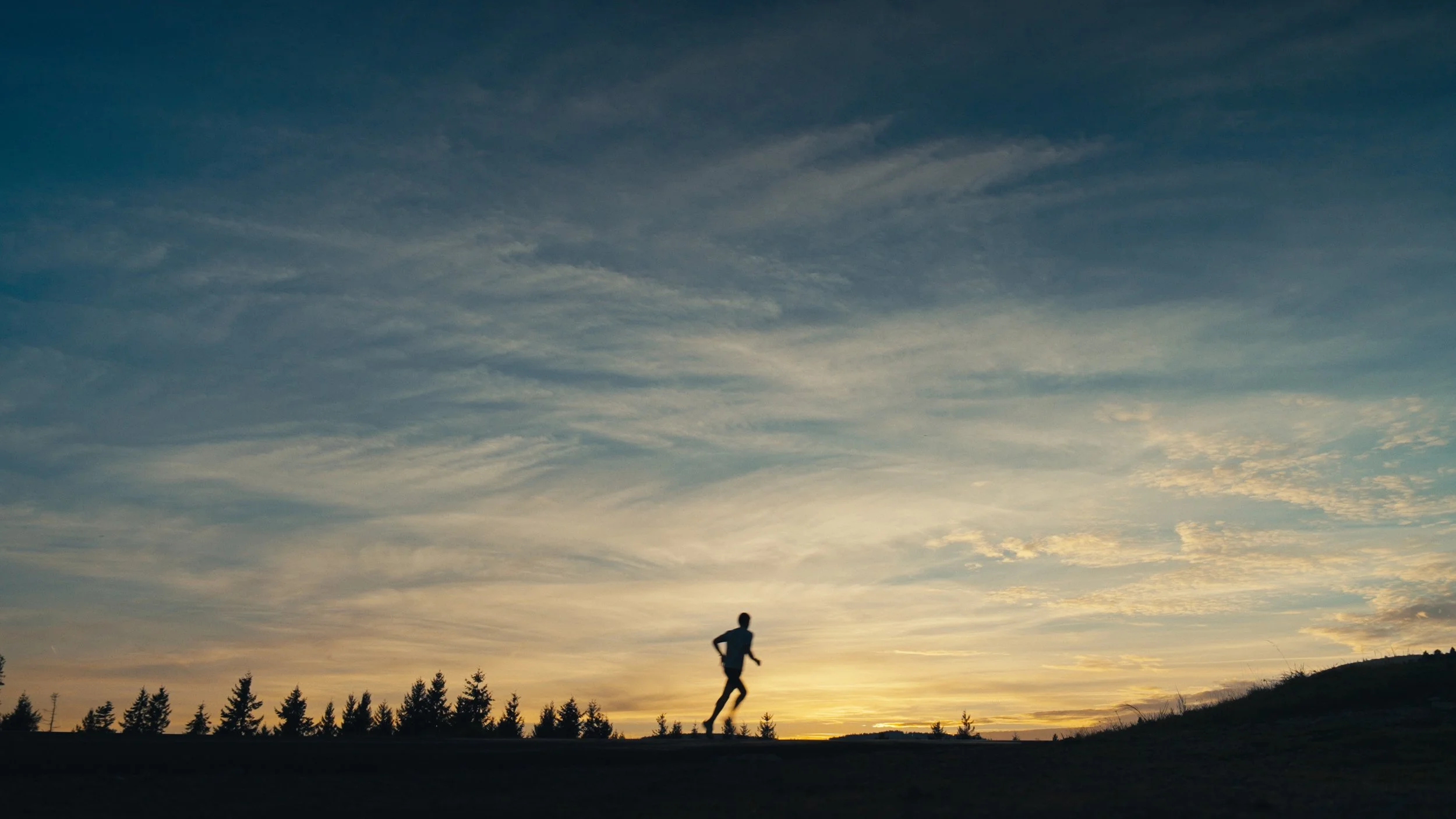 RUNNING AD_1.105.1.jpg