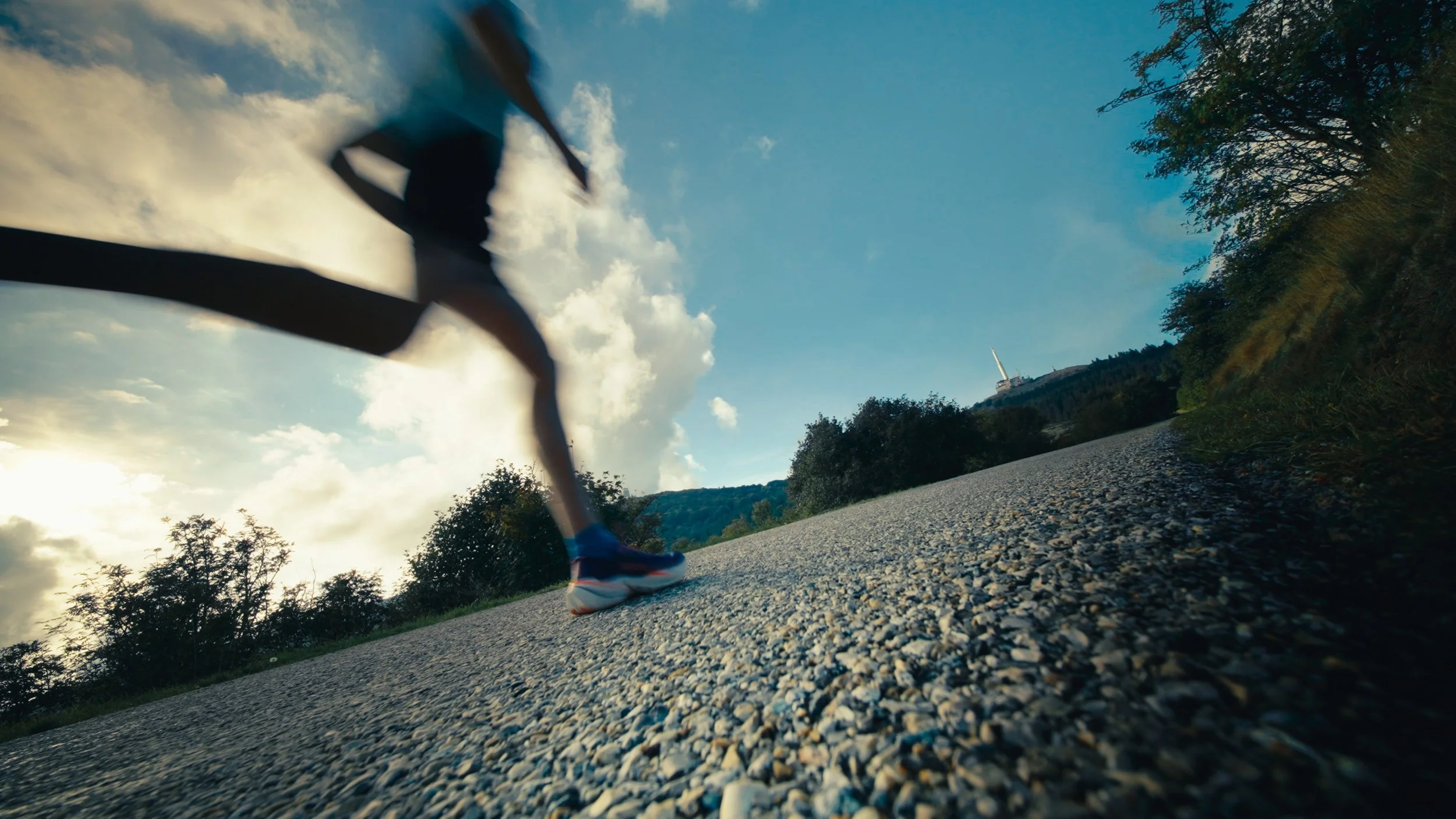 RUNNING AD_1.102.1.jpg