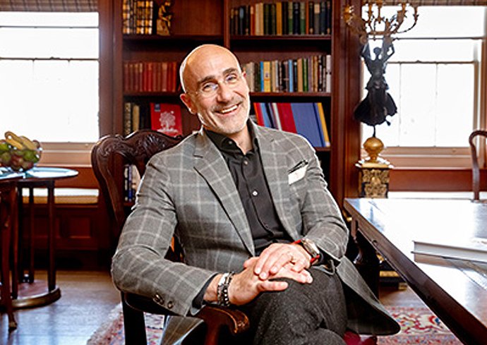 Die Kunst des Glücks: Wie Beziehungen dein Leben bereichern – Inspirationen von Arthur C. Brooks