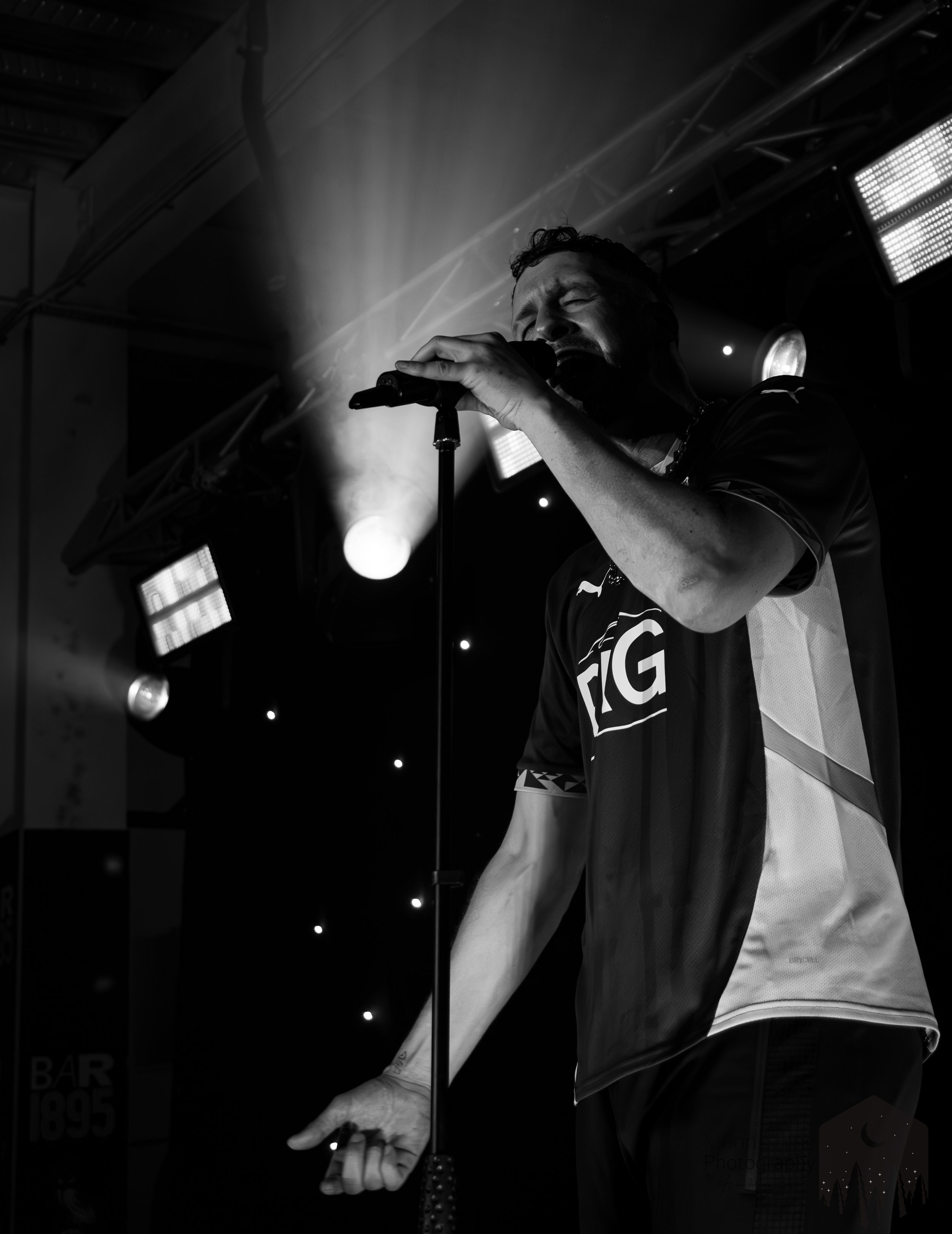 Two Conners, Oldham Athletic, Oldham