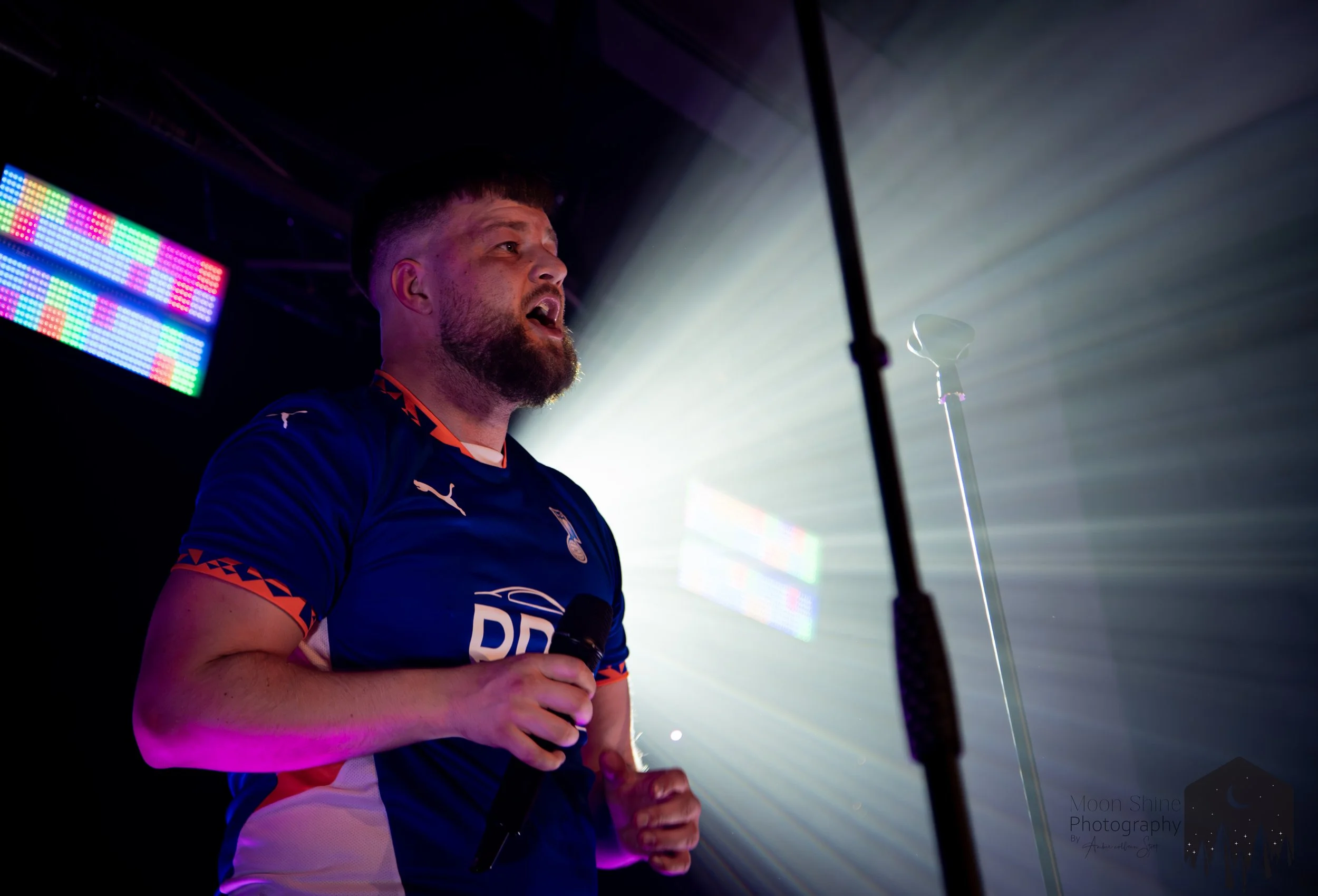 Two Conners, Oldham Athletic, Oldham