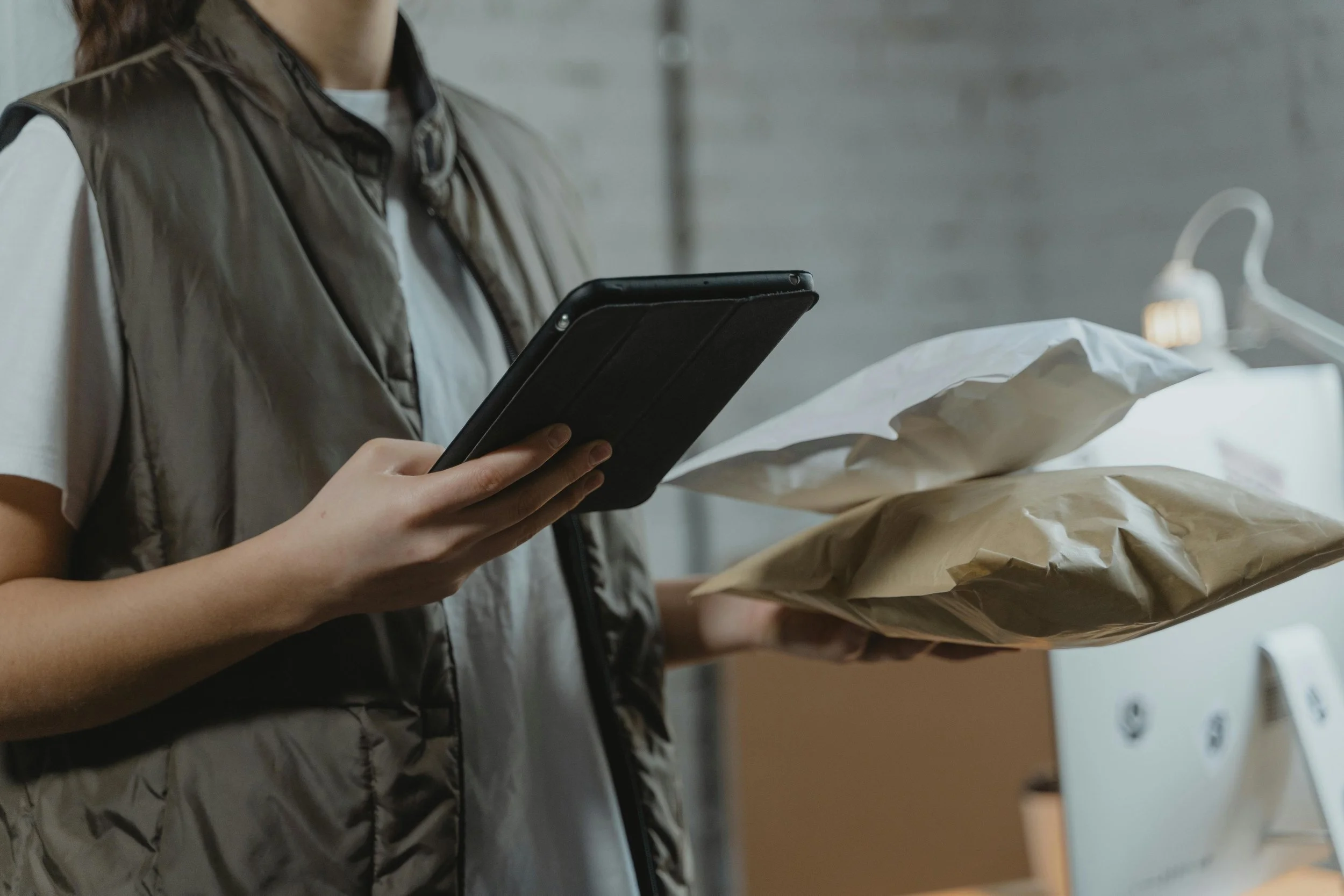 The Hidden Costs Couriers Face Without Insurance